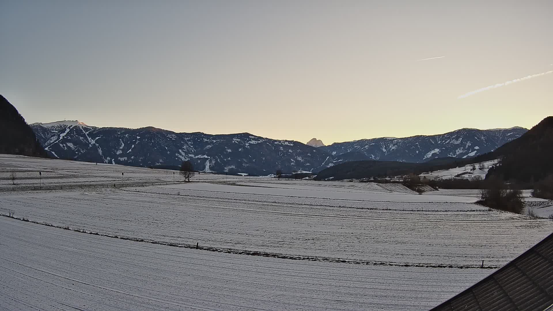 Gais | View from Vintage Farm Winklerhof to Kronplatz and Dolomites