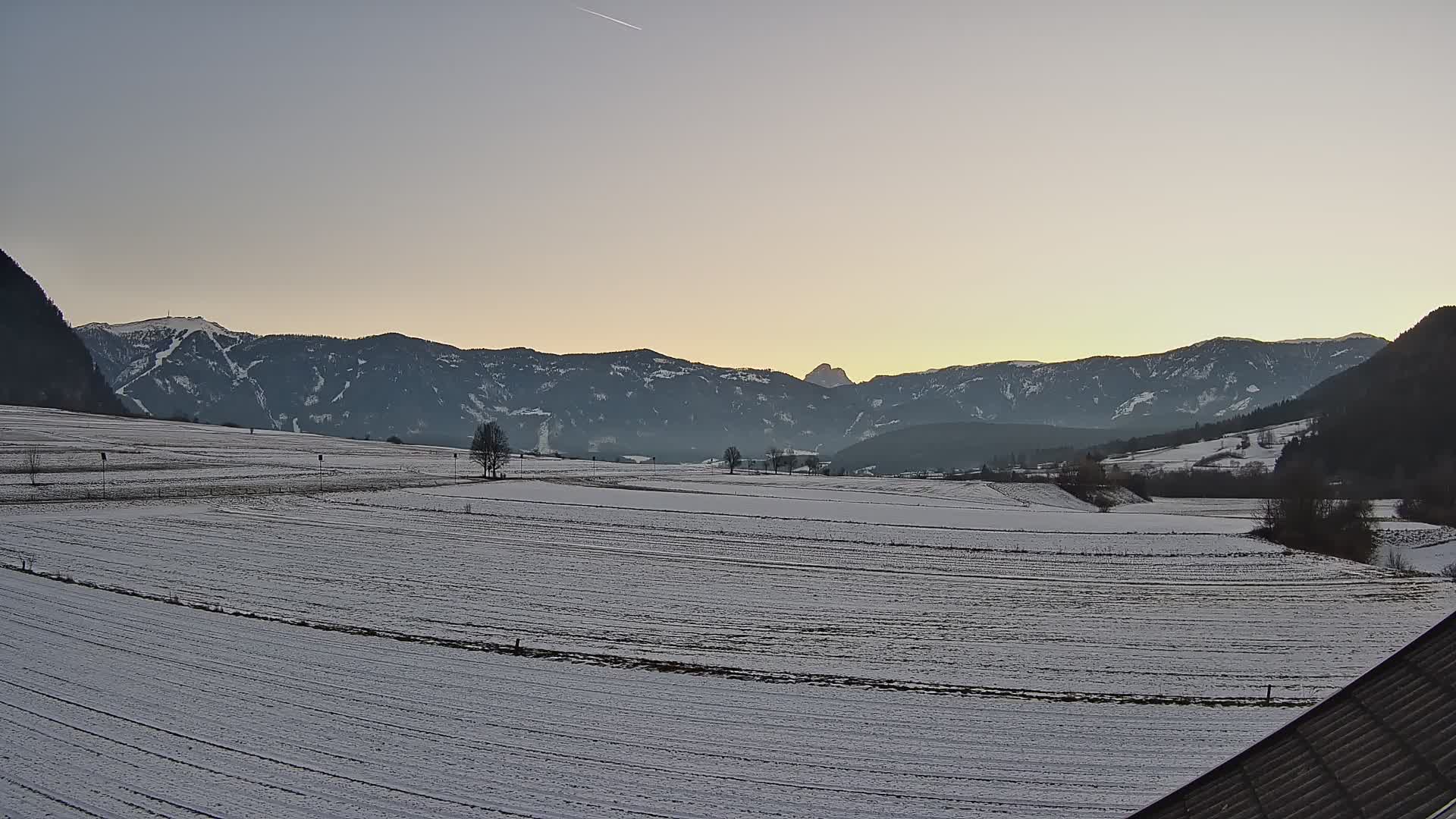 Gais | View from Vintage Farm Winklerhof to Kronplatz and Dolomites