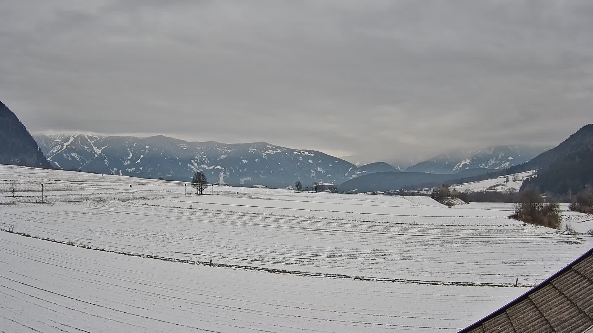 Gais | Vista desde la finca Winklerhof hacia Plan de Corones y los Dolomitas