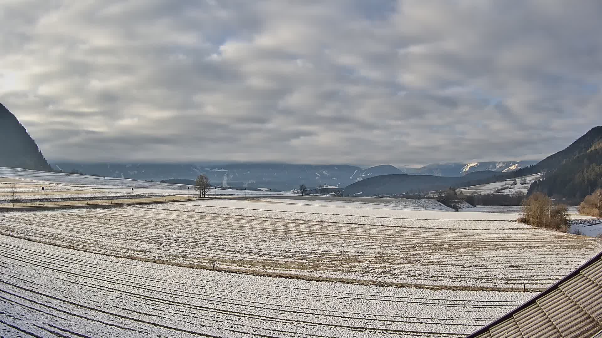 Gais | Blick vom Vintage Farm Winklerhof auf Kronplatz und Dolomiten