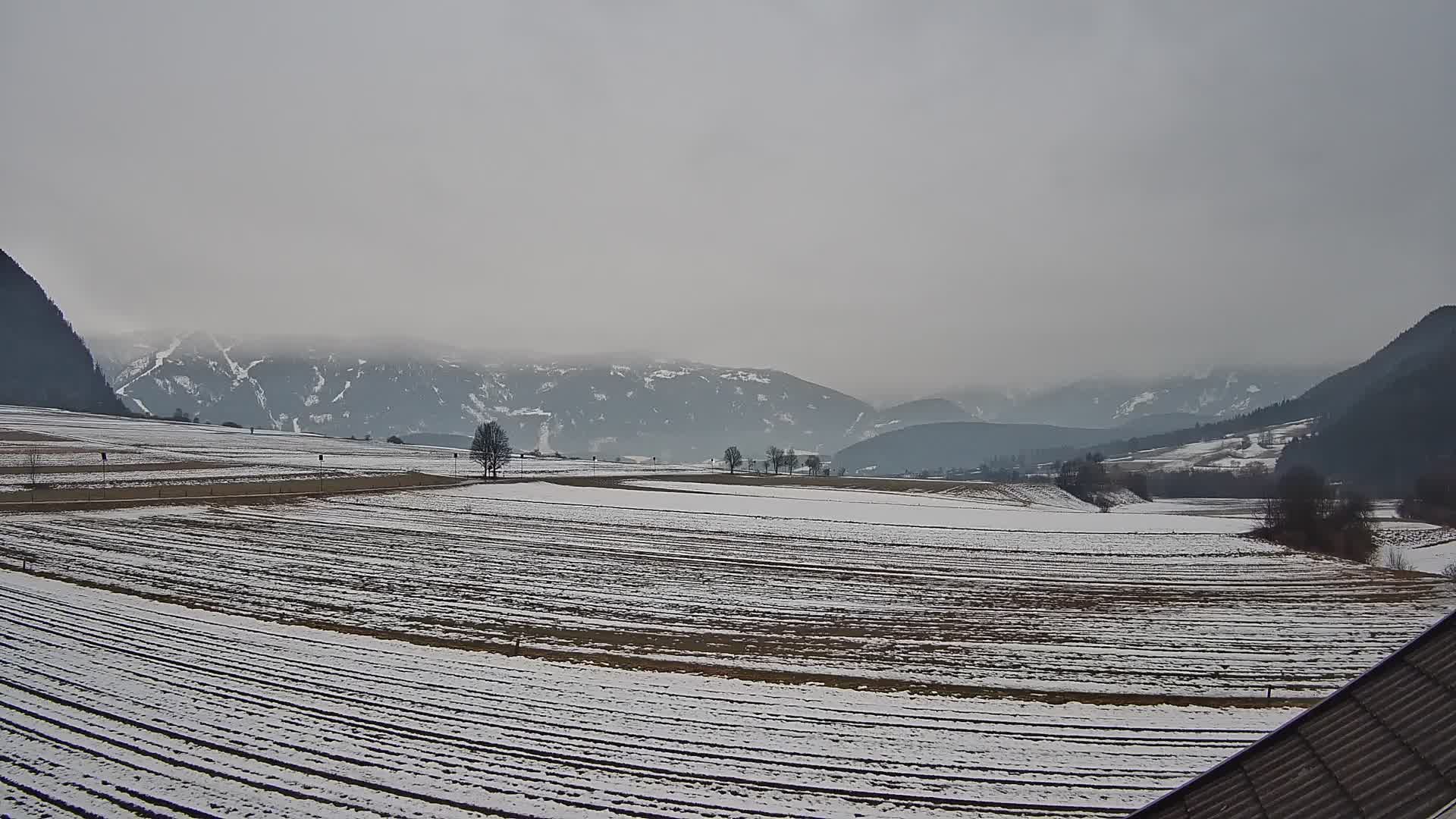 Gais | Blick vom Vintage Farm Winklerhof auf Kronplatz und Dolomiten