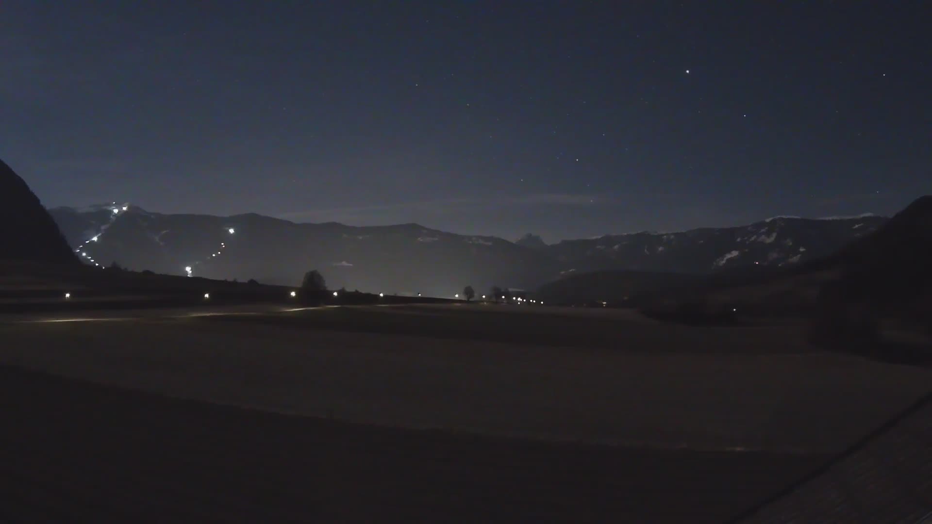 Gais | Blick vom Vintage Farm Winklerhof auf Kronplatz und Dolomiten