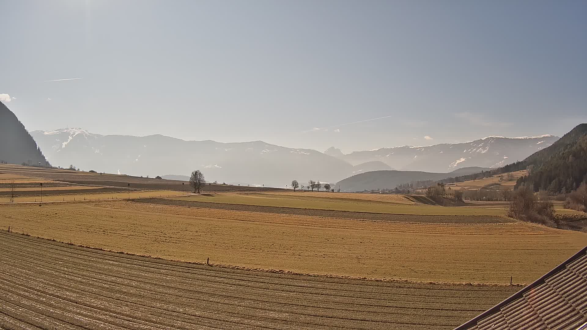 Gais | Pogled iz pansiona Winklerhof prema Kronplatzu i Dolomitim