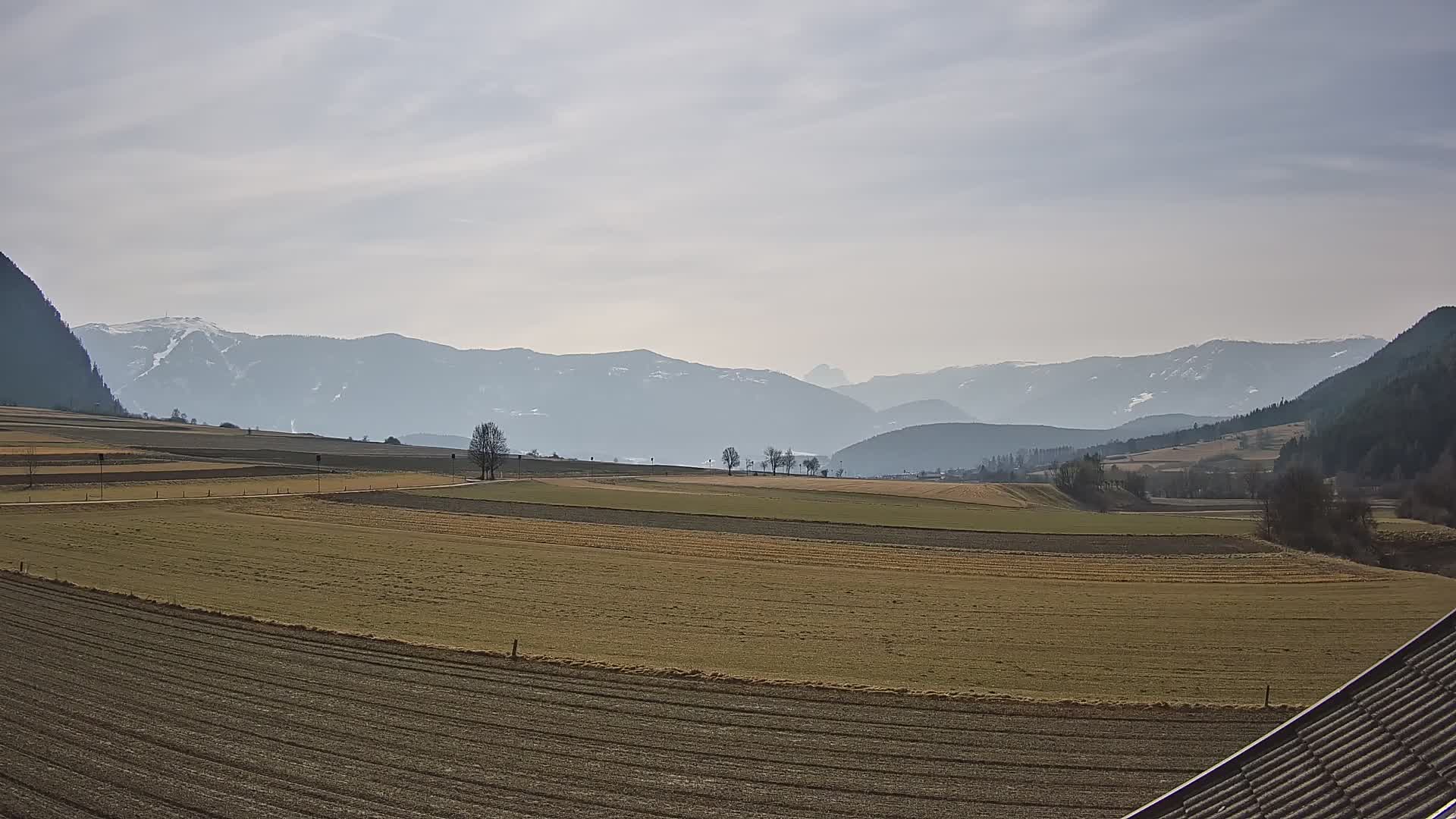 Gais | Pogled iz pansiona Winklerhof prema Kronplatzu i Dolomitim