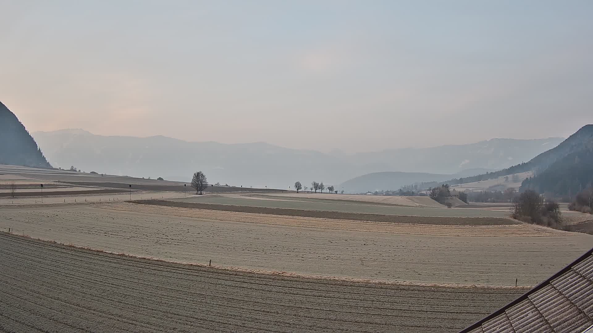 Gais | Vista desde la finca Winklerhof hacia Plan de Corones y los Dolomitas