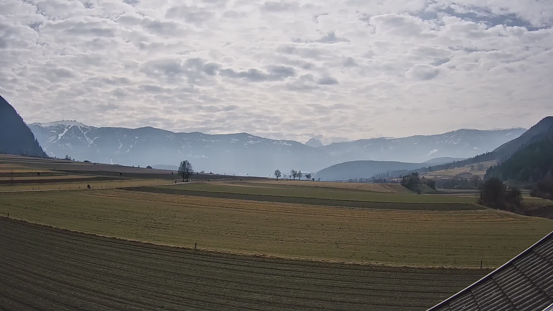 Gais | Blick vom Vintage Farm Winklerhof auf Kronplatz und Dolomiten