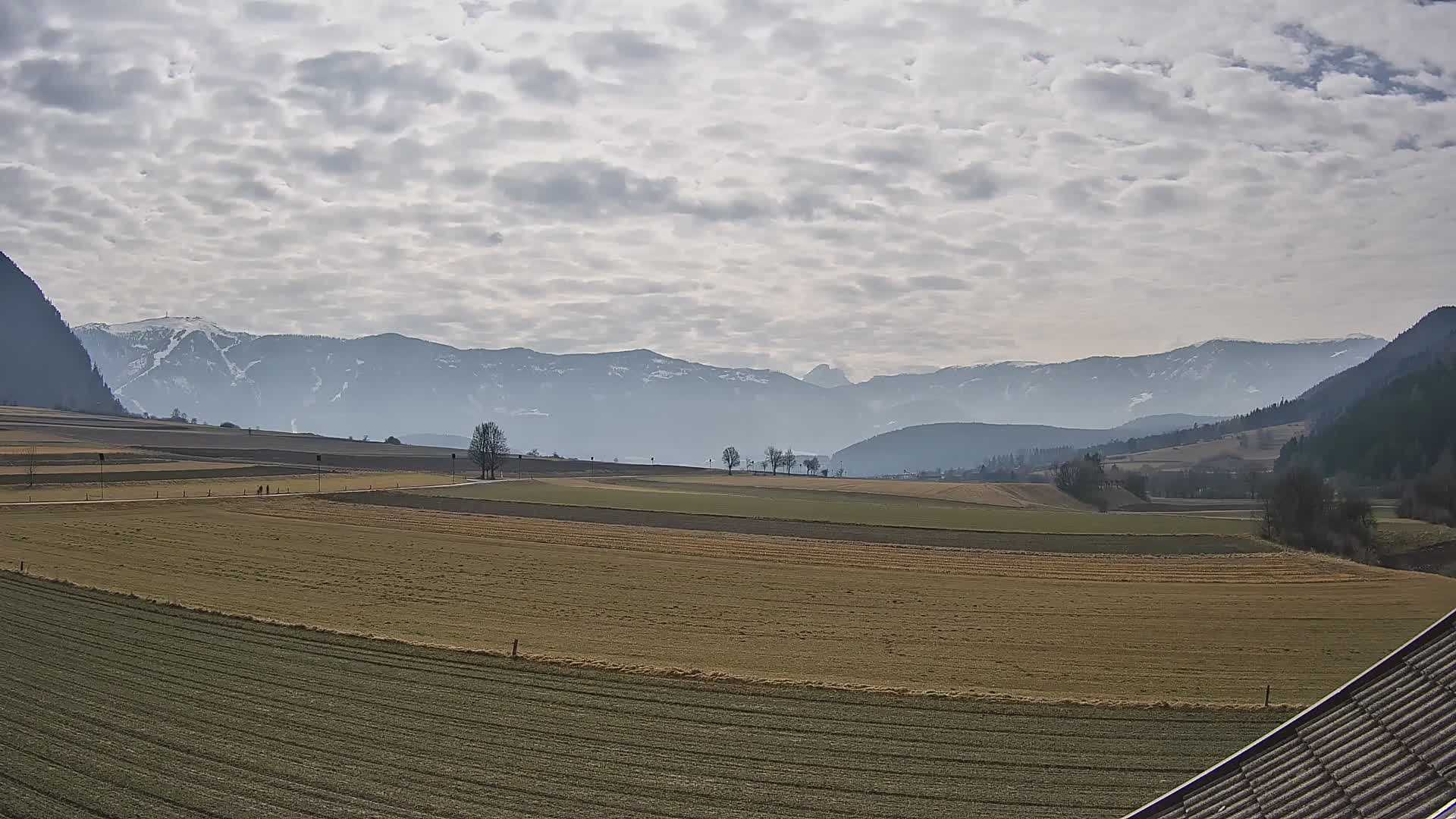 Gais | Pogled iz pansiona Winklerhof prema Kronplatzu i Dolomitim