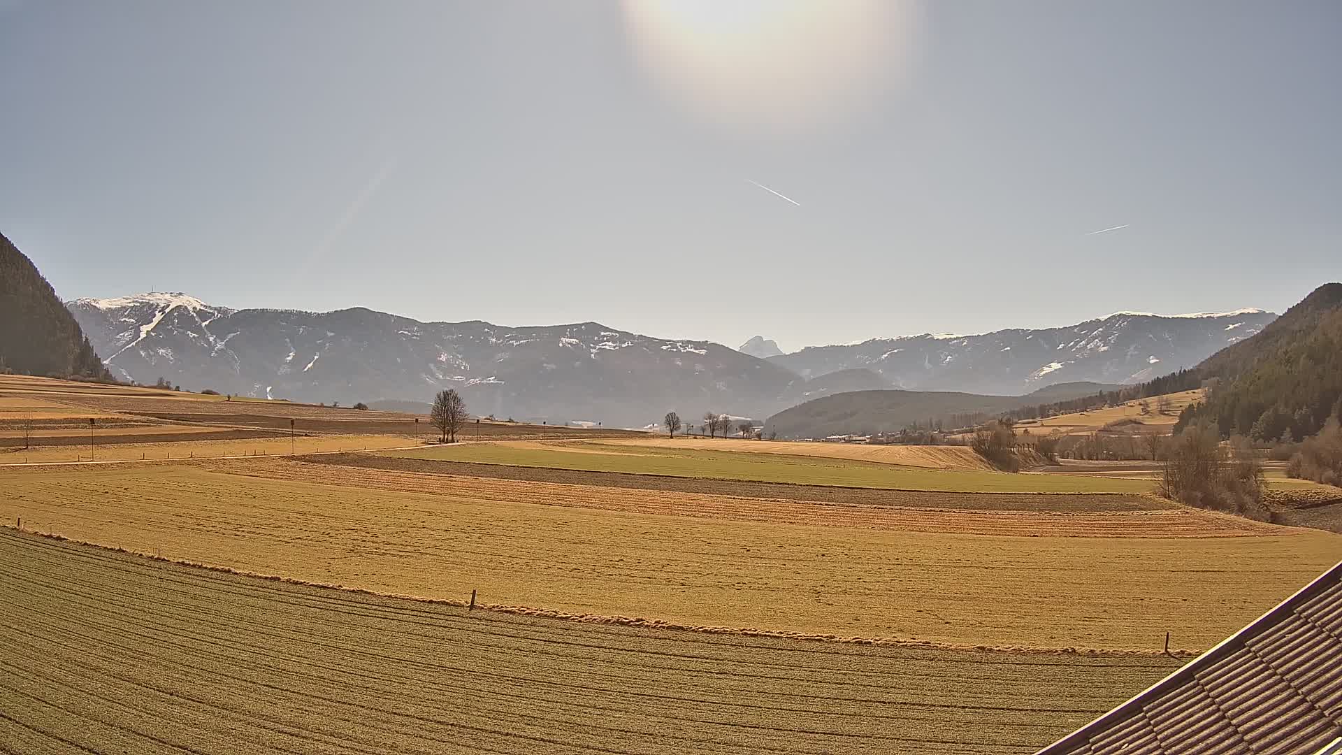 Gais | Vista desde la finca Winklerhof hacia Plan de Corones y los Dolomitas