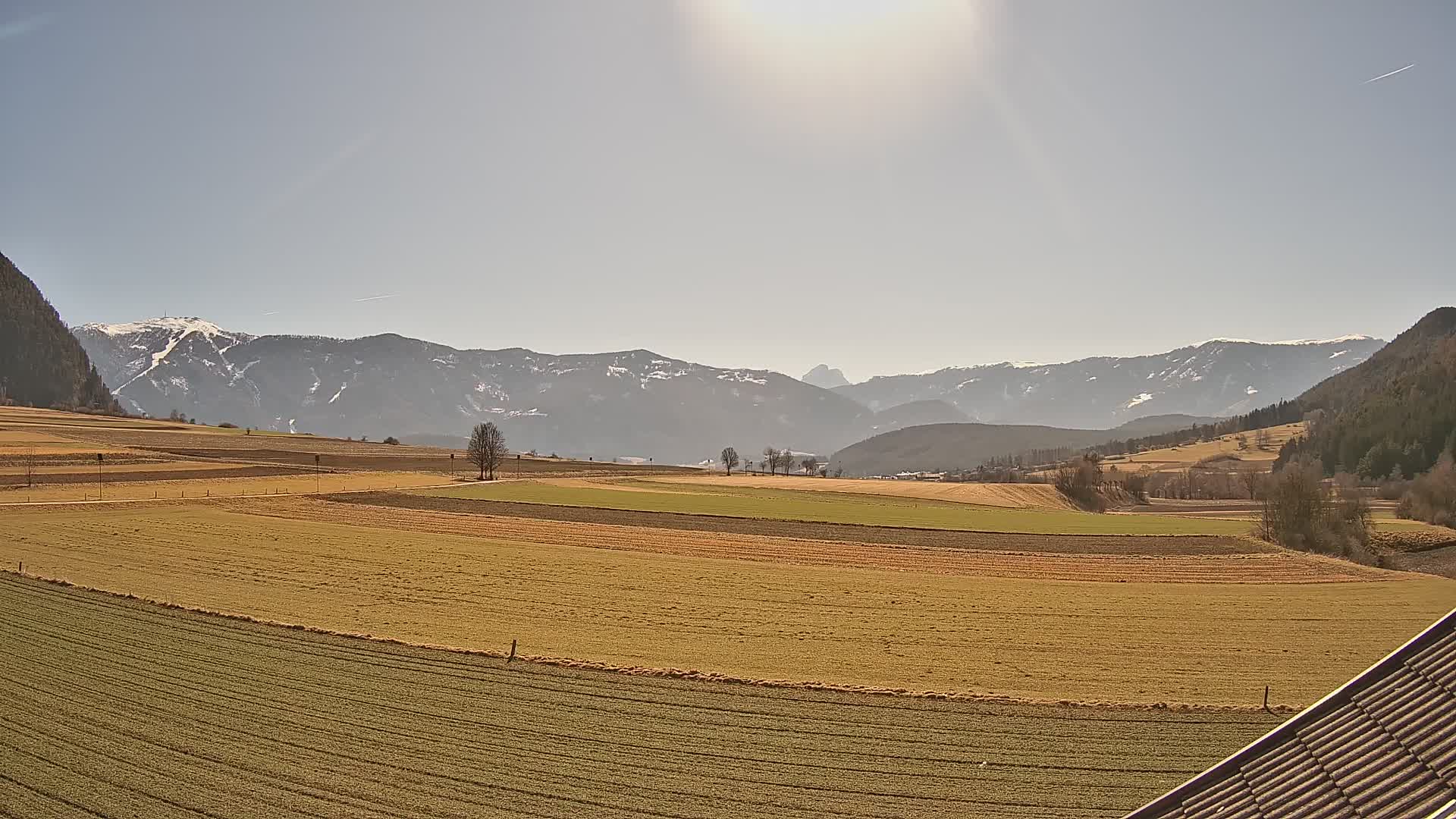 Gais | Vista desde la finca Winklerhof hacia Plan de Corones y los Dolomitas