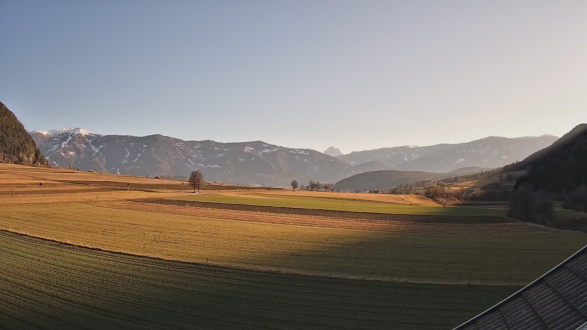 Gais | Vue depuis la Vintage de Winklerhof sur Kronplatz et les Dolomites