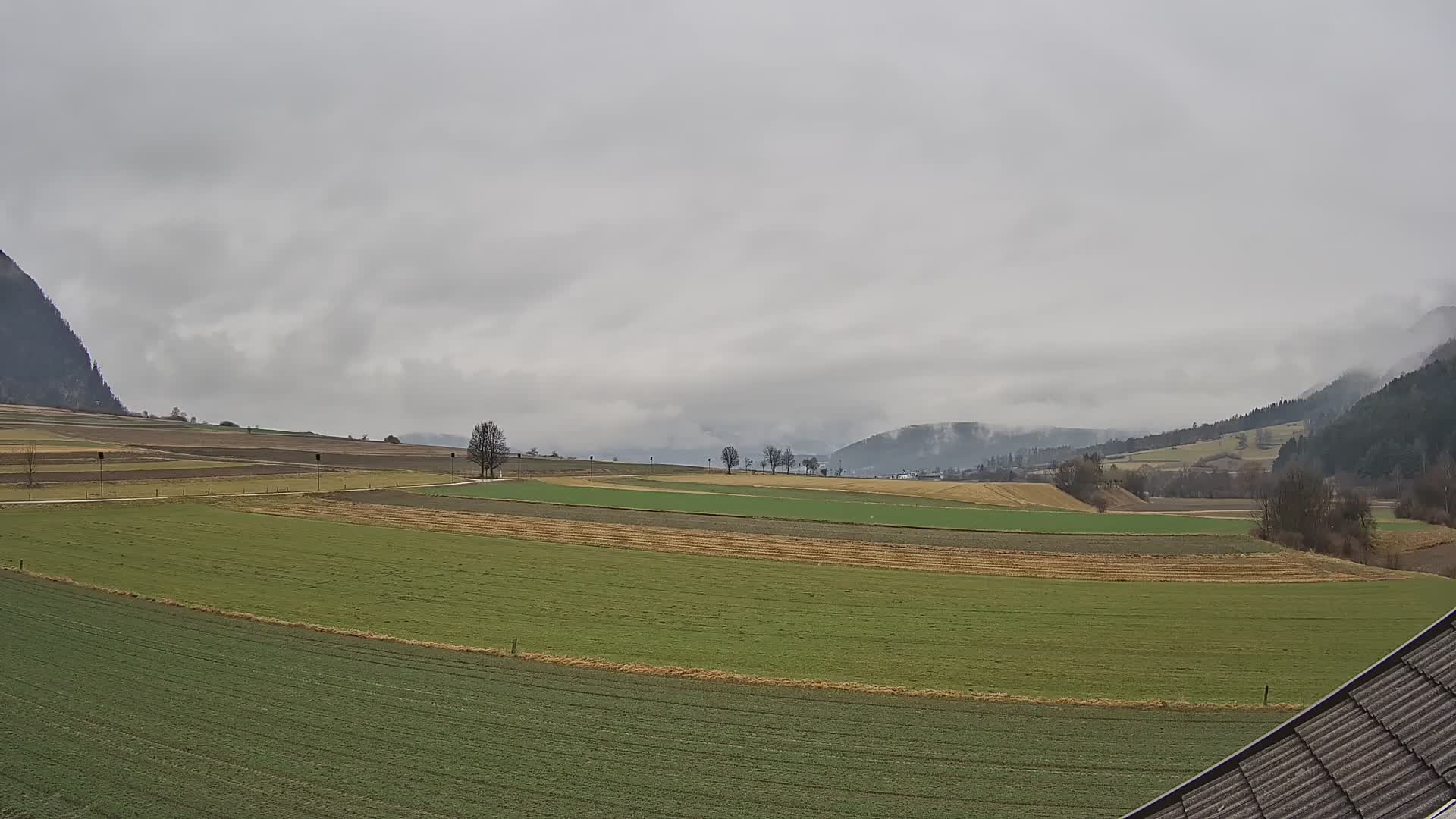 Gais | Vista desde la finca Winklerhof hacia Plan de Corones y los Dolomitas