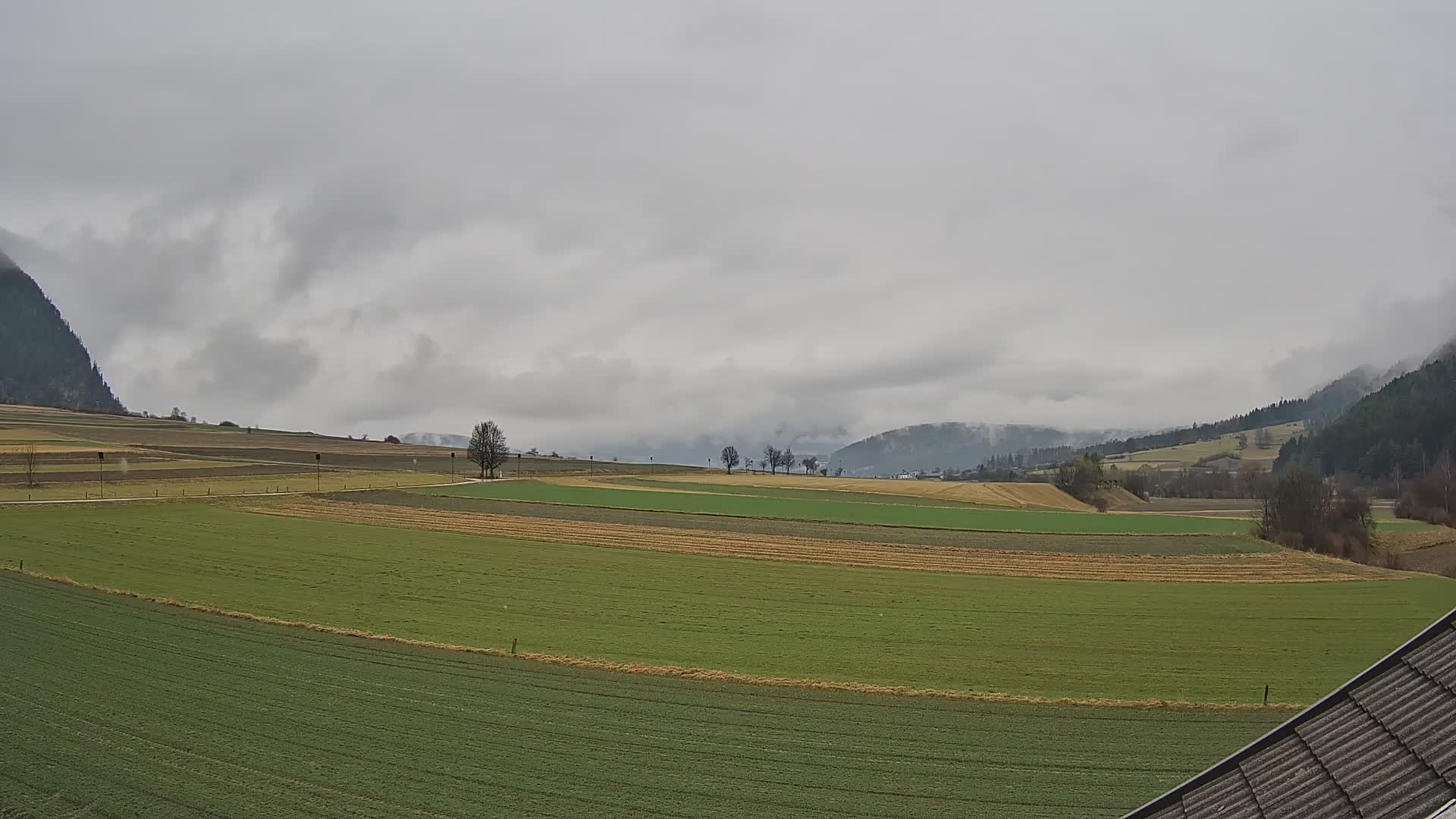 Gais | Vista desde la finca Winklerhof hacia Plan de Corones y los Dolomitas