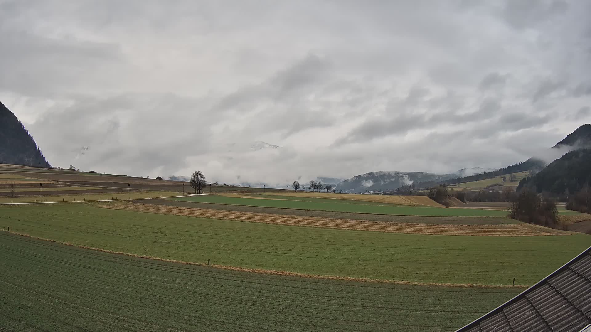 Gais | Blick vom Vintage Farm Winklerhof auf Kronplatz und Dolomiten