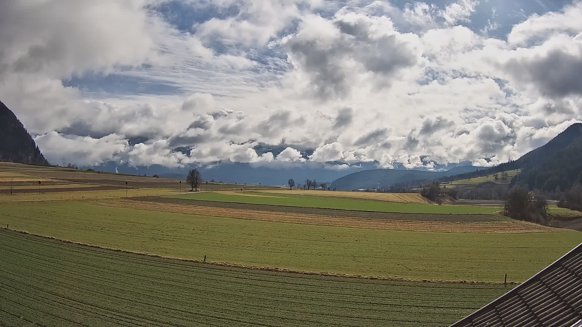 Gais | Vista desde la finca Winklerhof hacia Plan de Corones y los Dolomitas