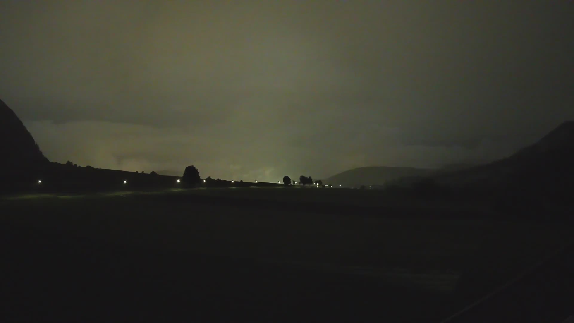 Gais | Blick vom Vintage Farm Winklerhof auf Kronplatz und Dolomiten