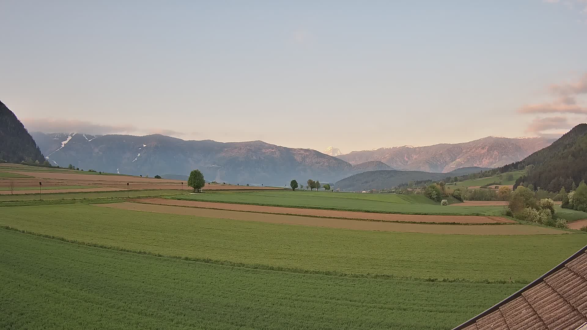 Gais | View from Vintage Farm Winklerhof to Kronplatz and Dolomites