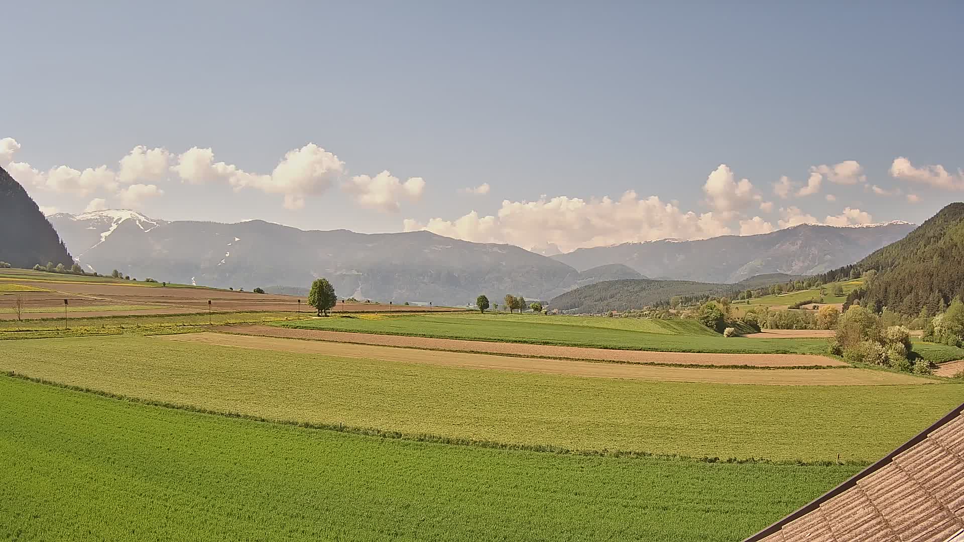 Gais | Blick vom Vintage Farm Winklerhof auf Kronplatz und Dolomiten