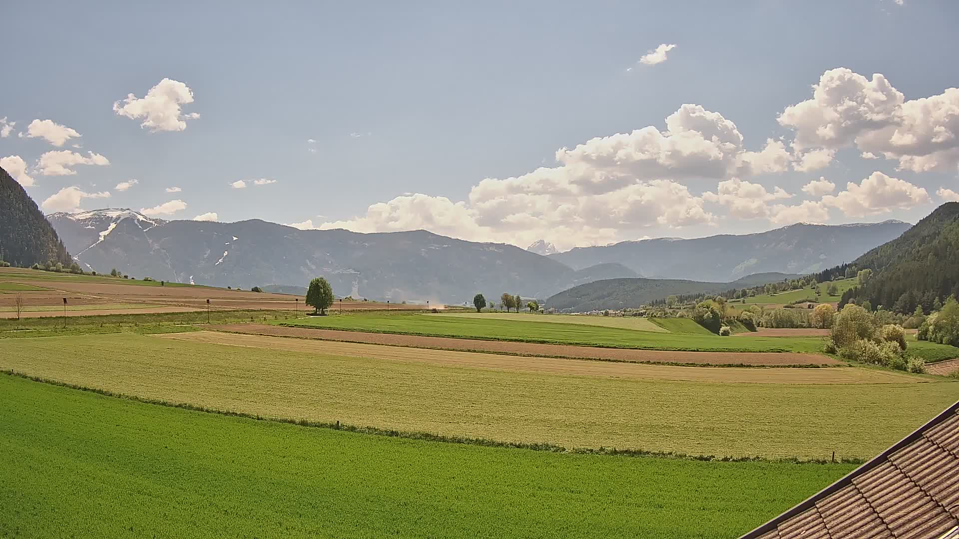 Gais | Blick vom Vintage Farm Winklerhof auf Kronplatz und Dolomiten