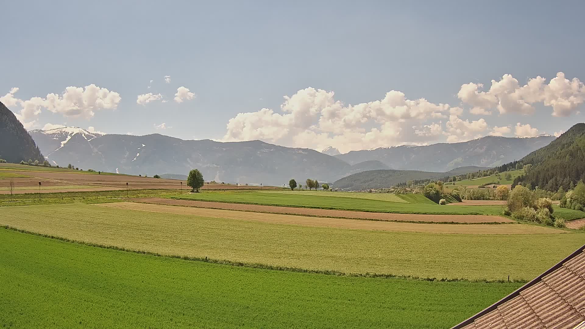 Gais | Blick vom Vintage Farm Winklerhof auf Kronplatz und Dolomiten