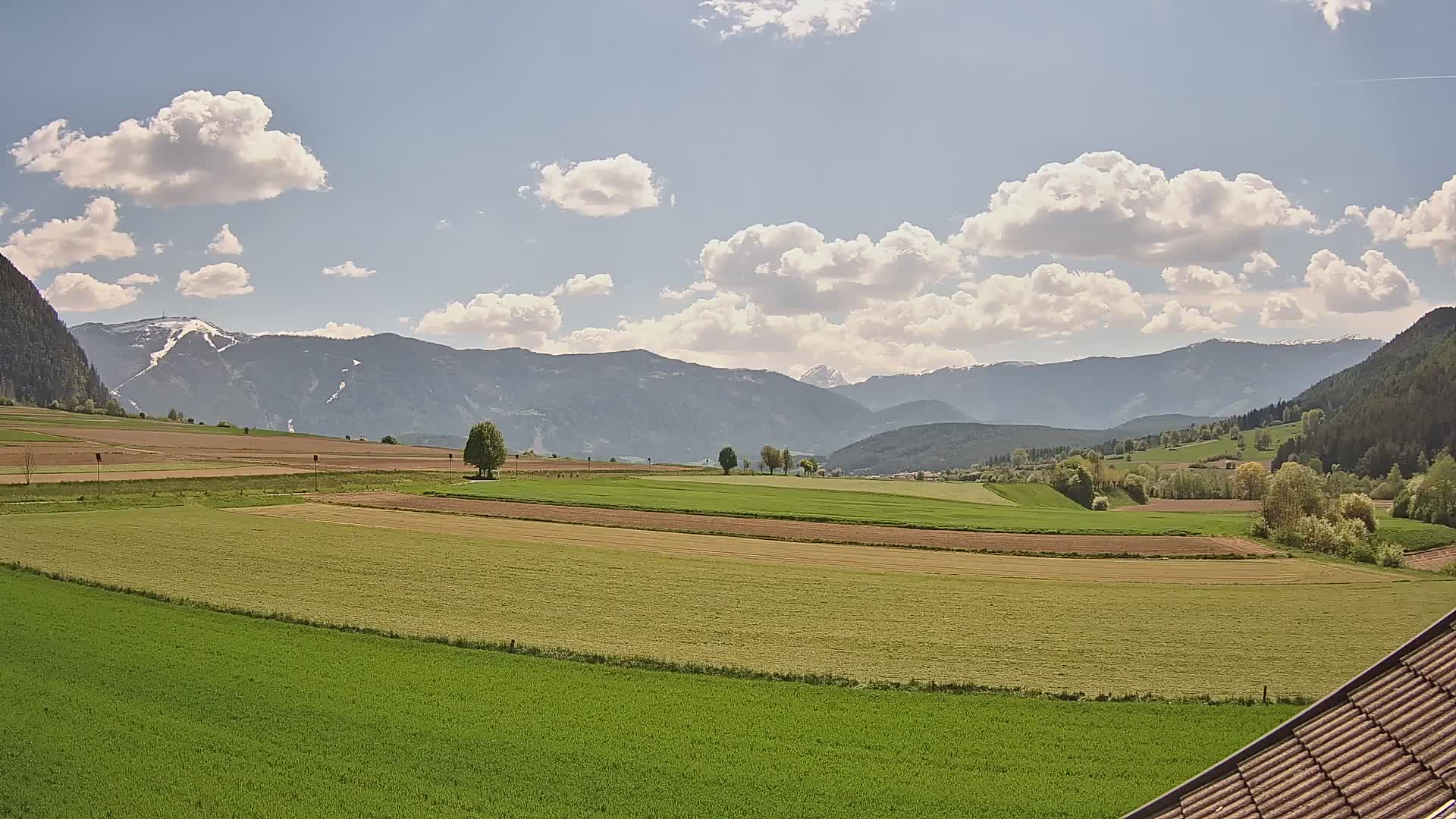 Gais | Vista desde la finca Winklerhof hacia Plan de Corones y los Dolomitas
