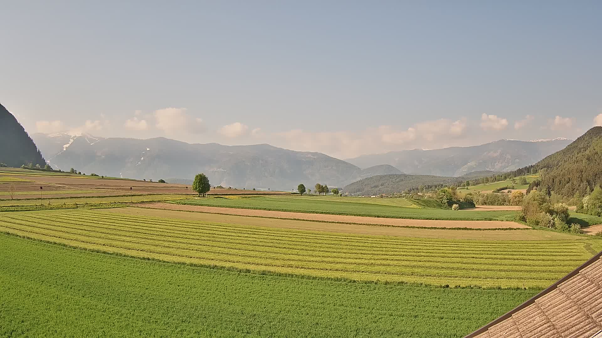 Gais | Vista desde la finca Winklerhof hacia Plan de Corones y los Dolomitas