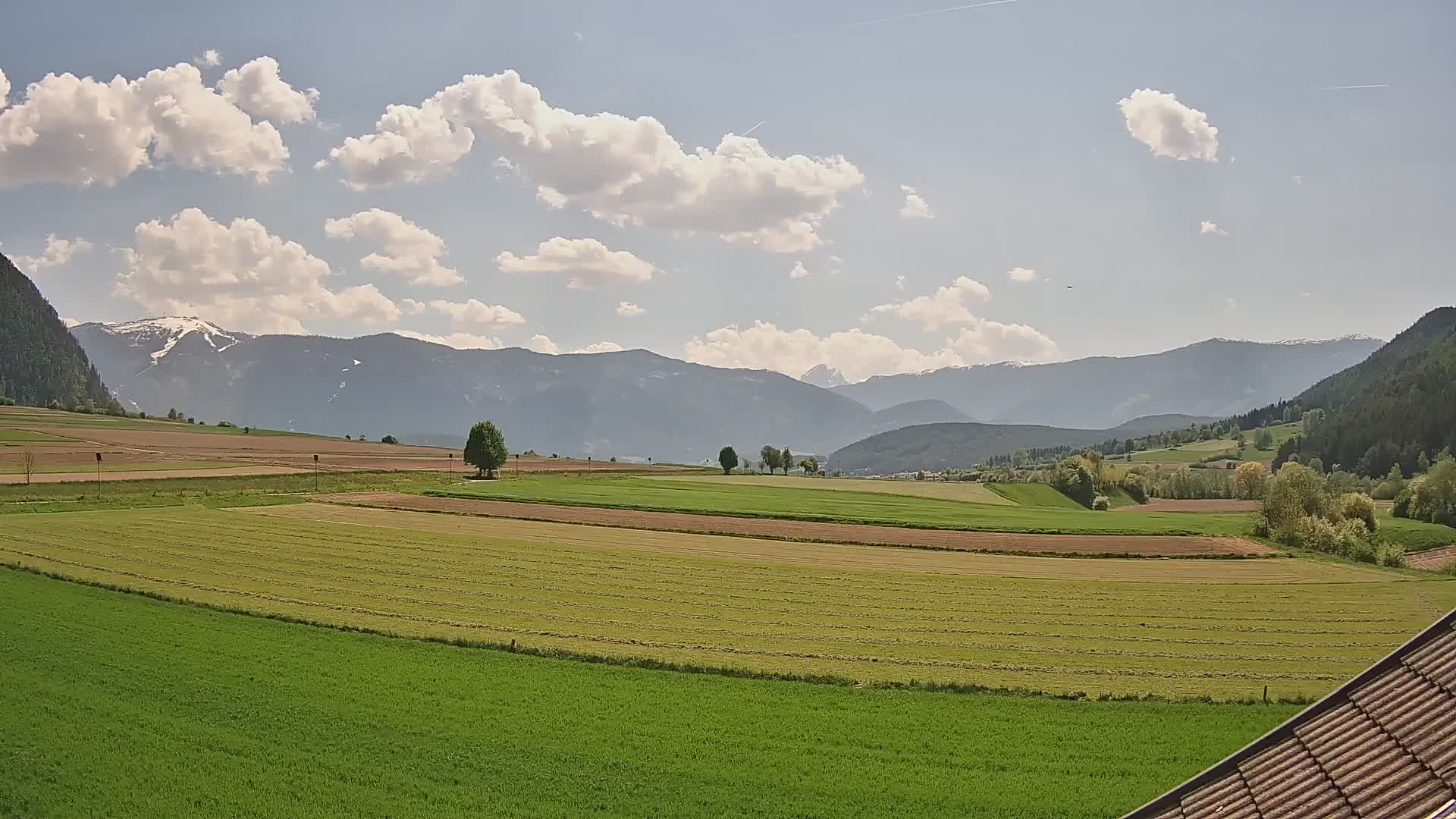 Gais | Blick vom Vintage Farm Winklerhof auf Kronplatz und Dolomiten