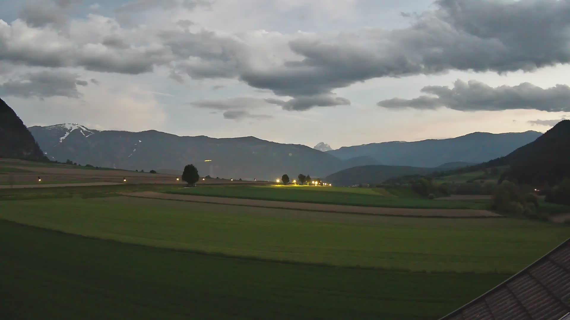 Gais | View from Vintage Farm Winklerhof to Kronplatz and Dolomites