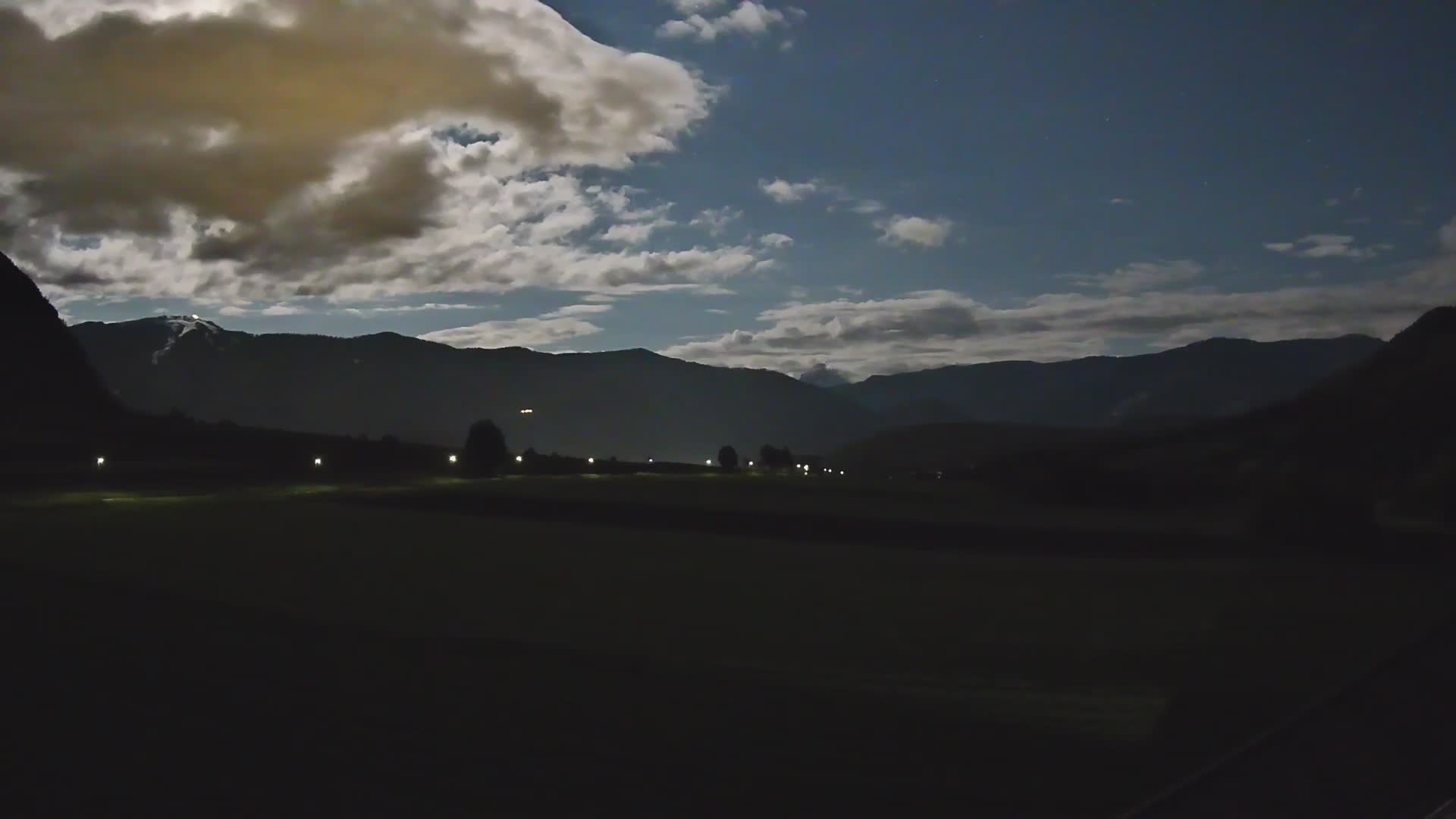 Gais | View from Vintage Farm Winklerhof to Kronplatz and Dolomites