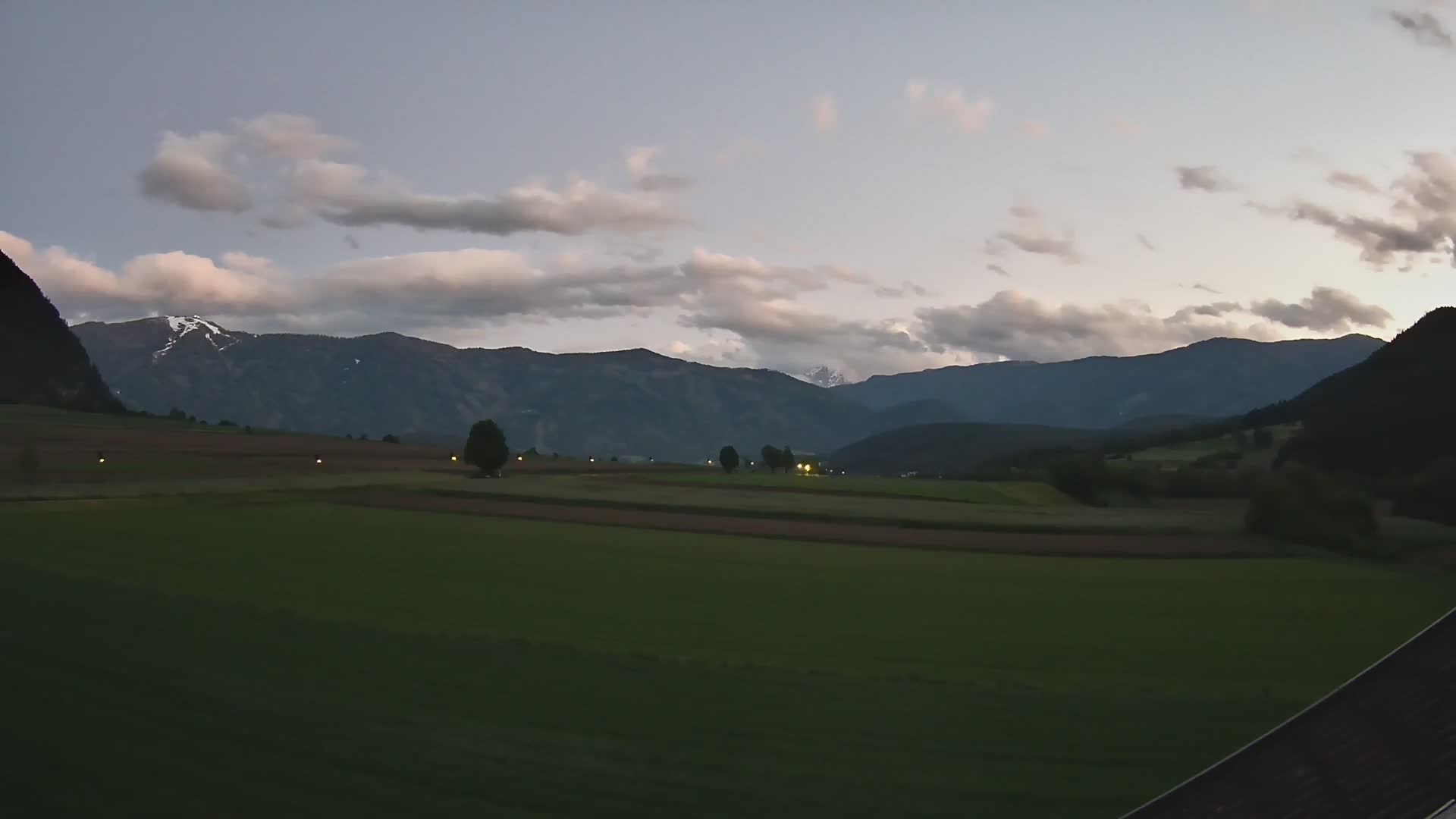 Gais | Blick vom Vintage Farm Winklerhof auf Kronplatz und Dolomiten