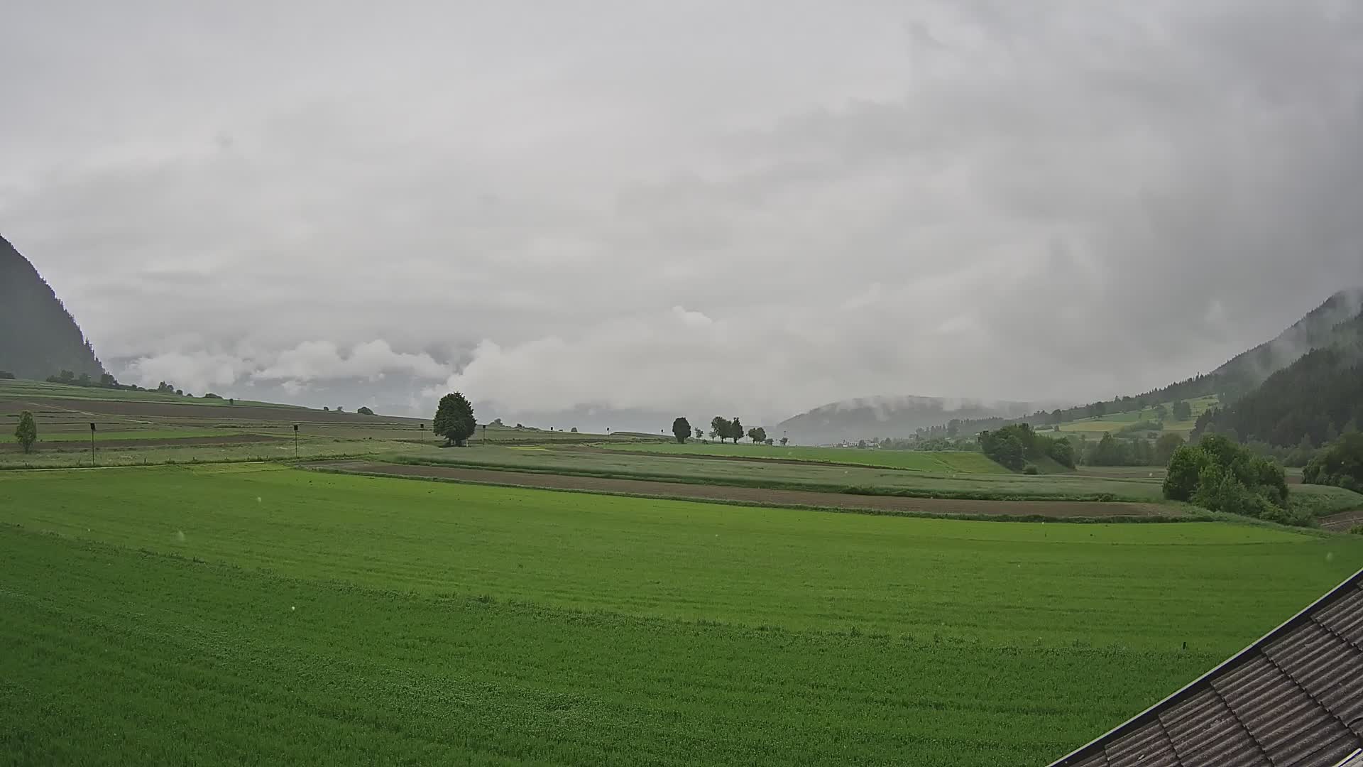 Gais | Vista desde la finca Winklerhof hacia Plan de Corones y los Dolomitas
