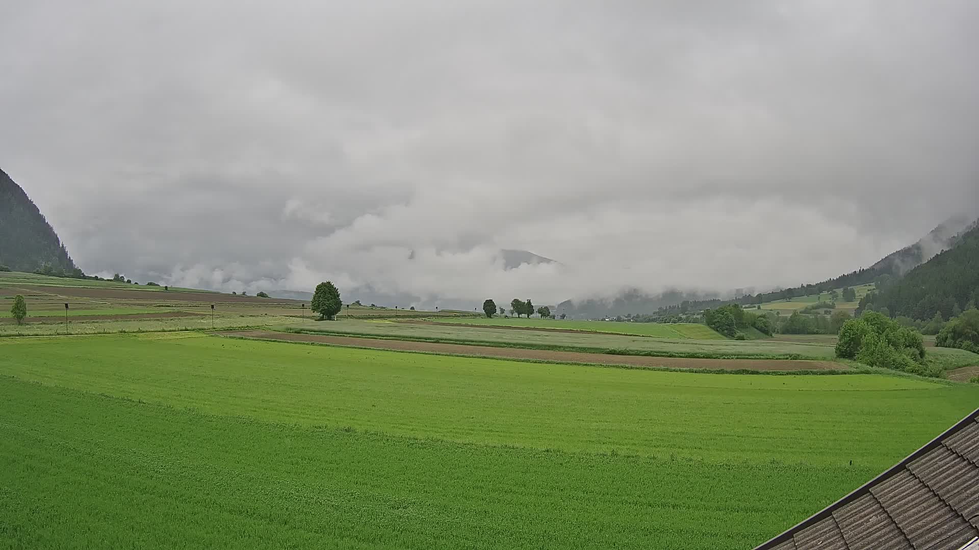 Gais | Vista desde la finca Winklerhof hacia Plan de Corones y los Dolomitas