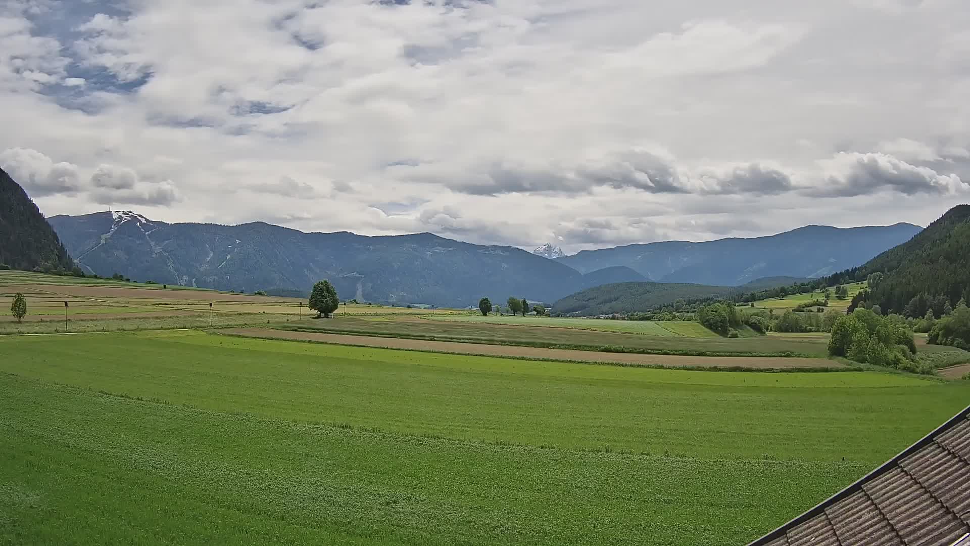 Gais | Vue depuis la Vintage de Winklerhof sur Kronplatz et les Dolomites