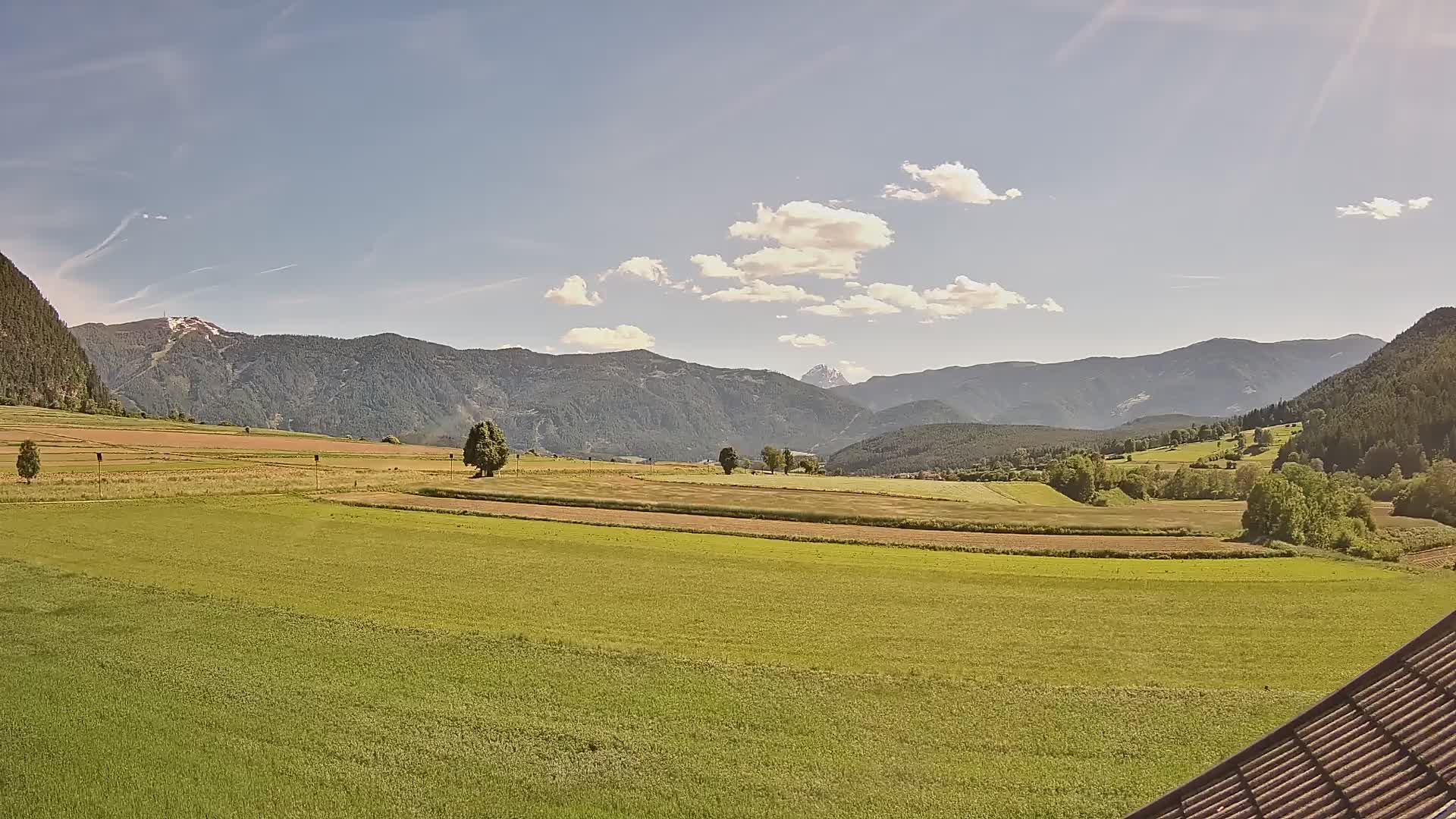 Gais | Blick vom Vintage Farm Winklerhof auf Kronplatz und Dolomiten