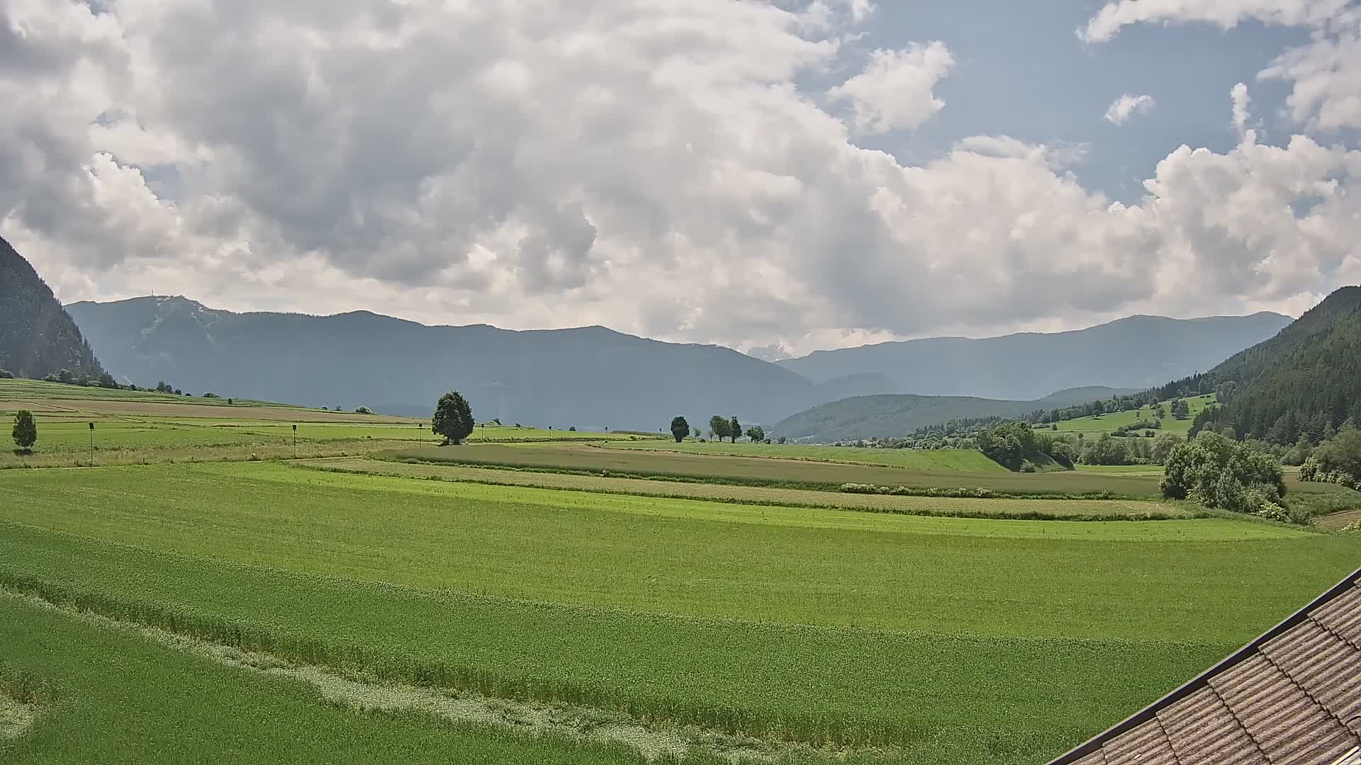 Gais | View from Vintage Farm Winklerhof to Kronplatz and Dolomites