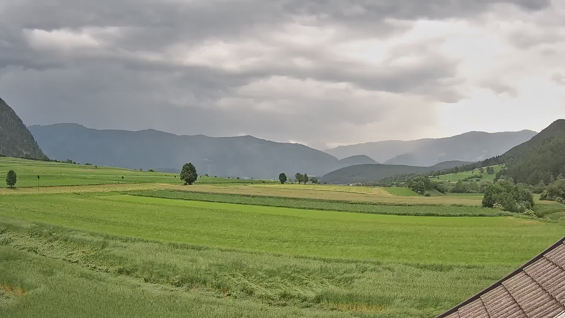 Gais | View from Vintage Farm Winklerhof to Kronplatz and Dolomites