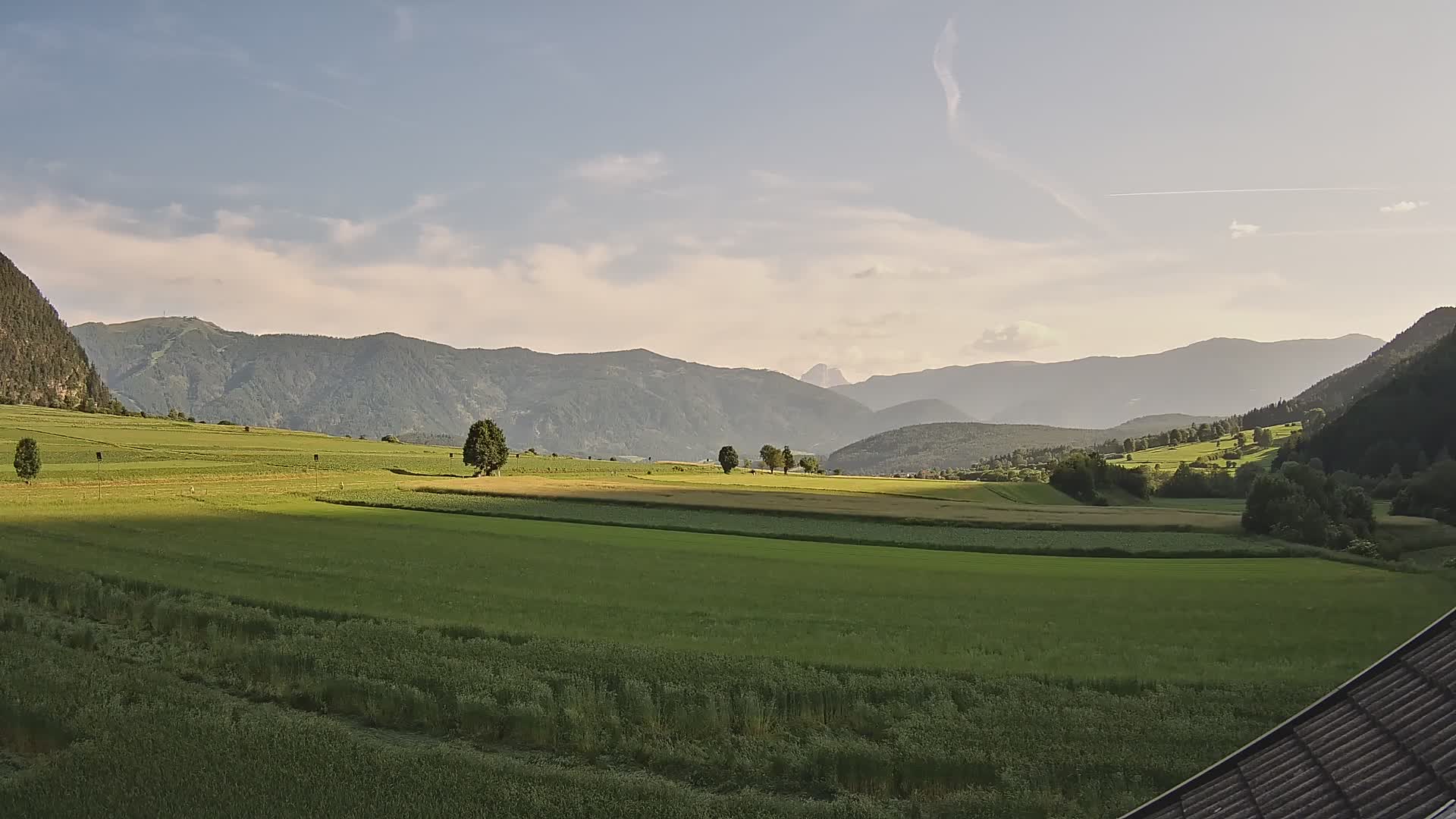 Gais | View from Vintage Farm Winklerhof to Kronplatz and Dolomites