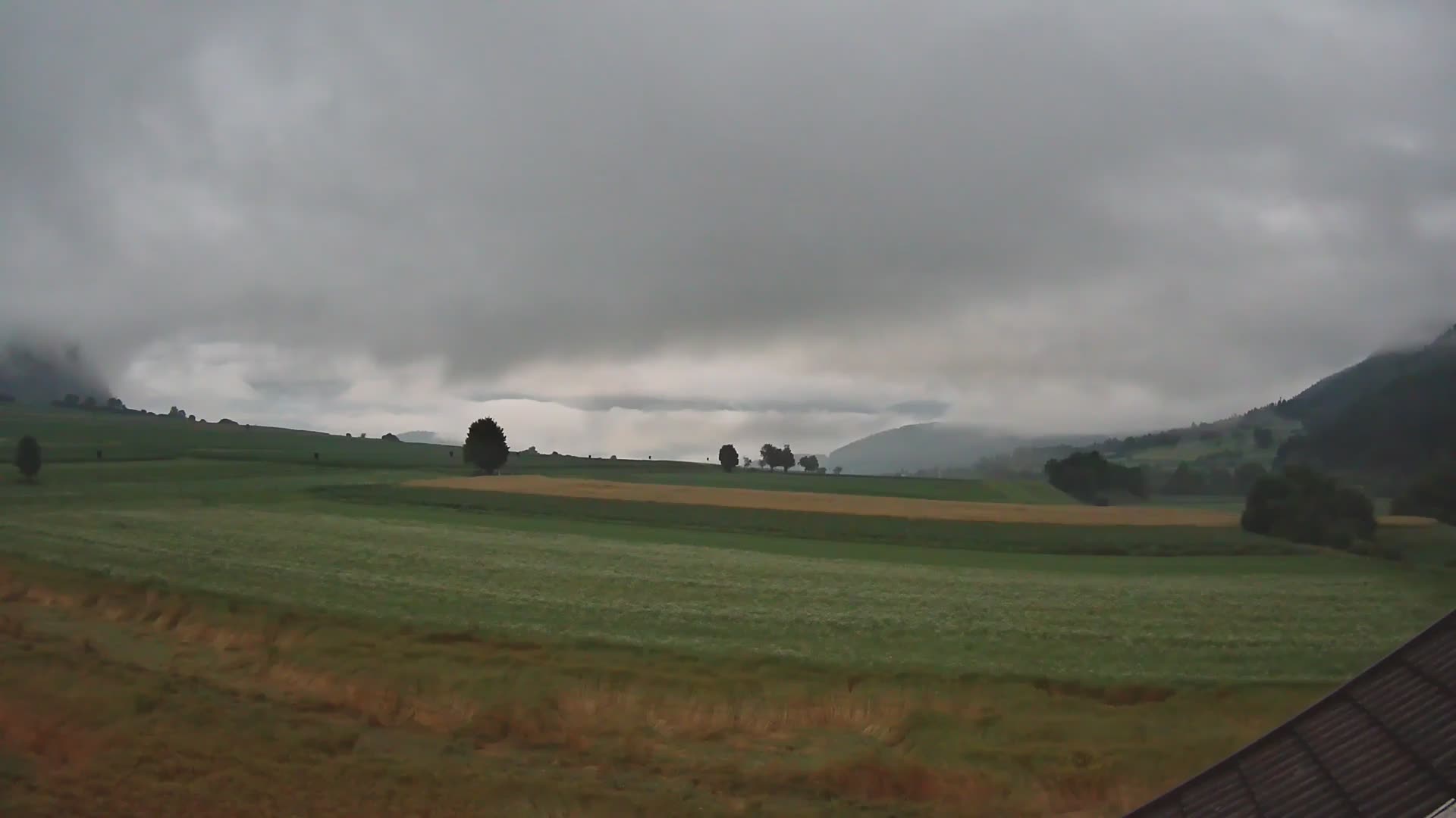 Gais | Blick vom Vintage Farm Winklerhof auf Kronplatz und Dolomiten
