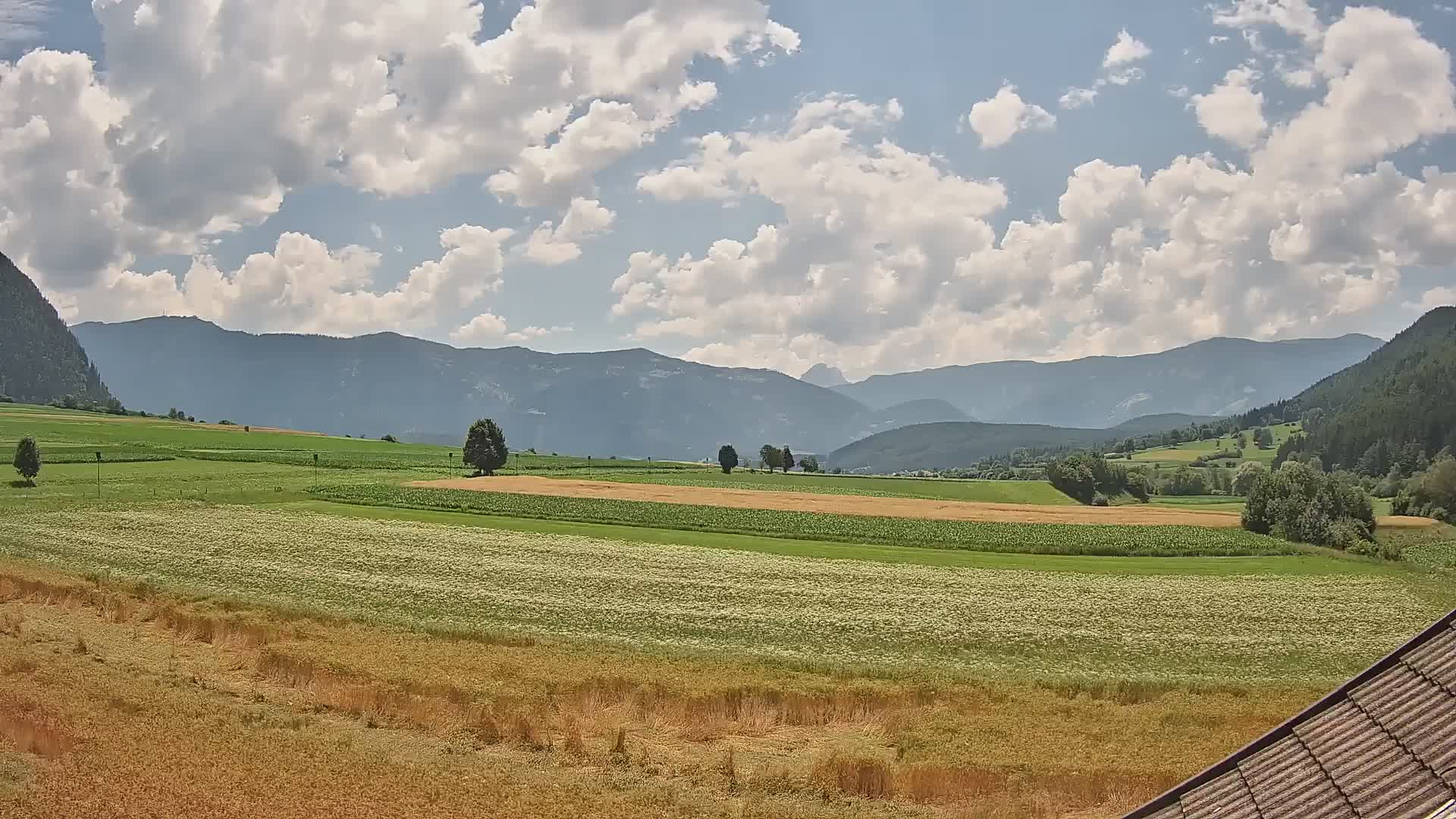 Gais | Vista desde la finca Winklerhof hacia Plan de Corones y los Dolomitas