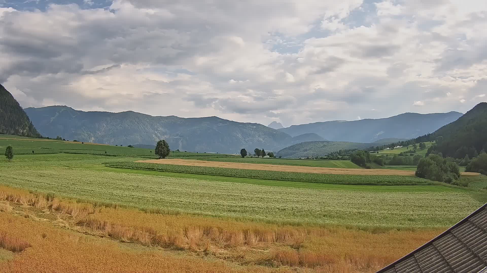Gais | View from Vintage Farm Winklerhof to Kronplatz and Dolomites