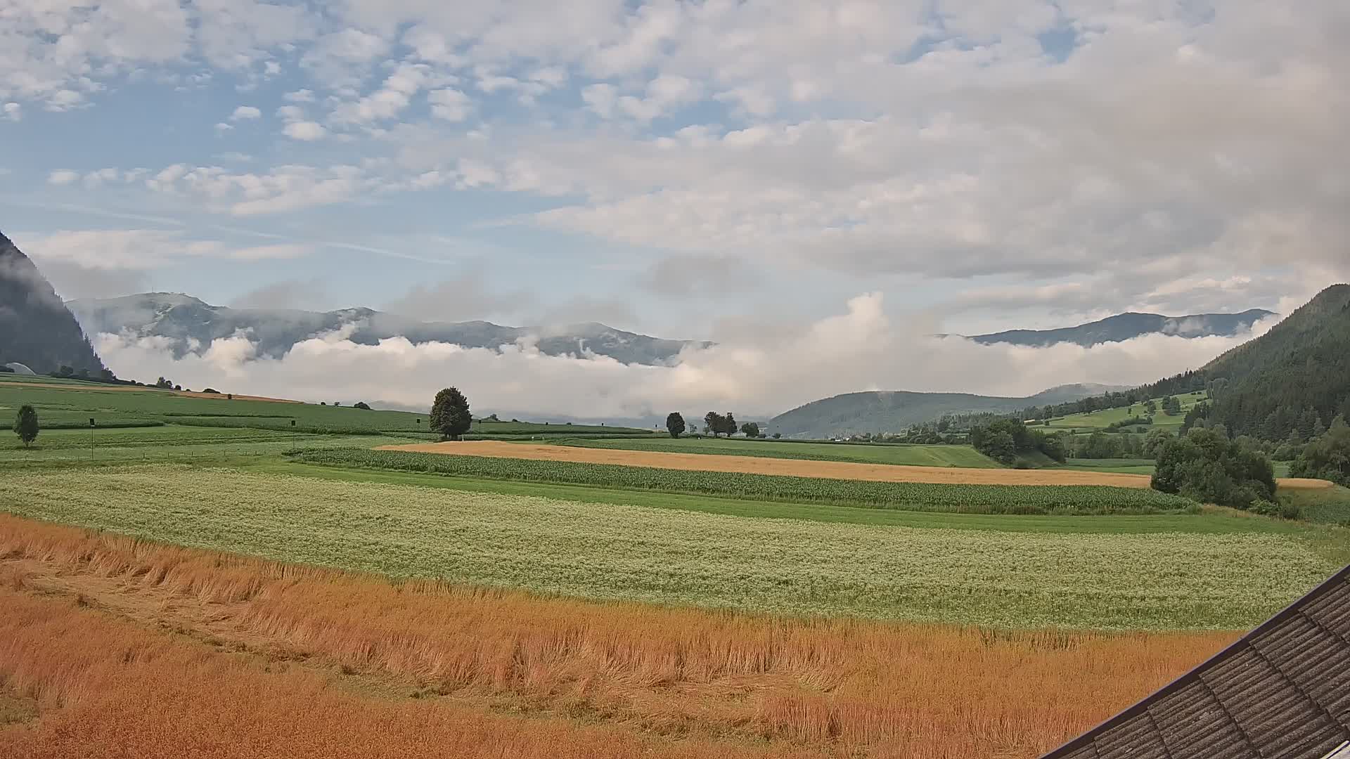 Gais | Vista desde la finca Winklerhof hacia Plan de Corones y los Dolomitas