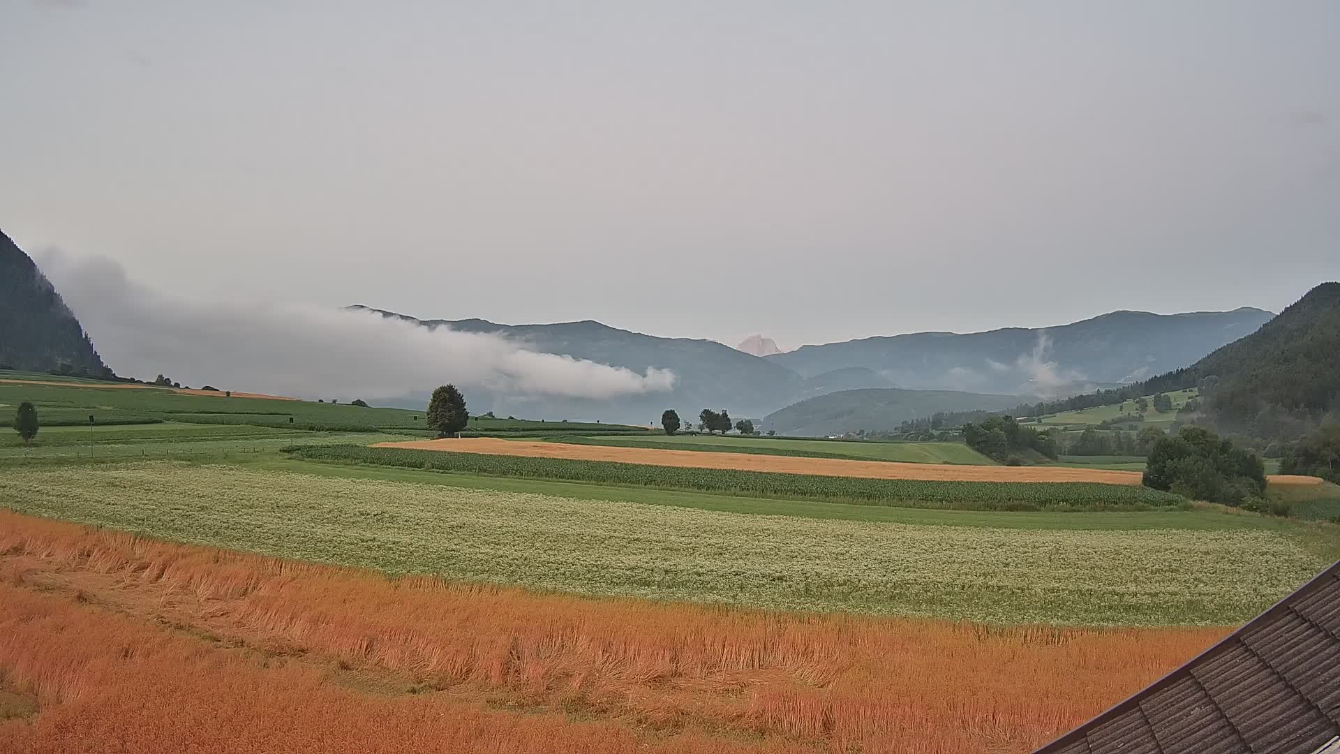 Gais | Vista desde la finca Winklerhof hacia Plan de Corones y los Dolomitas