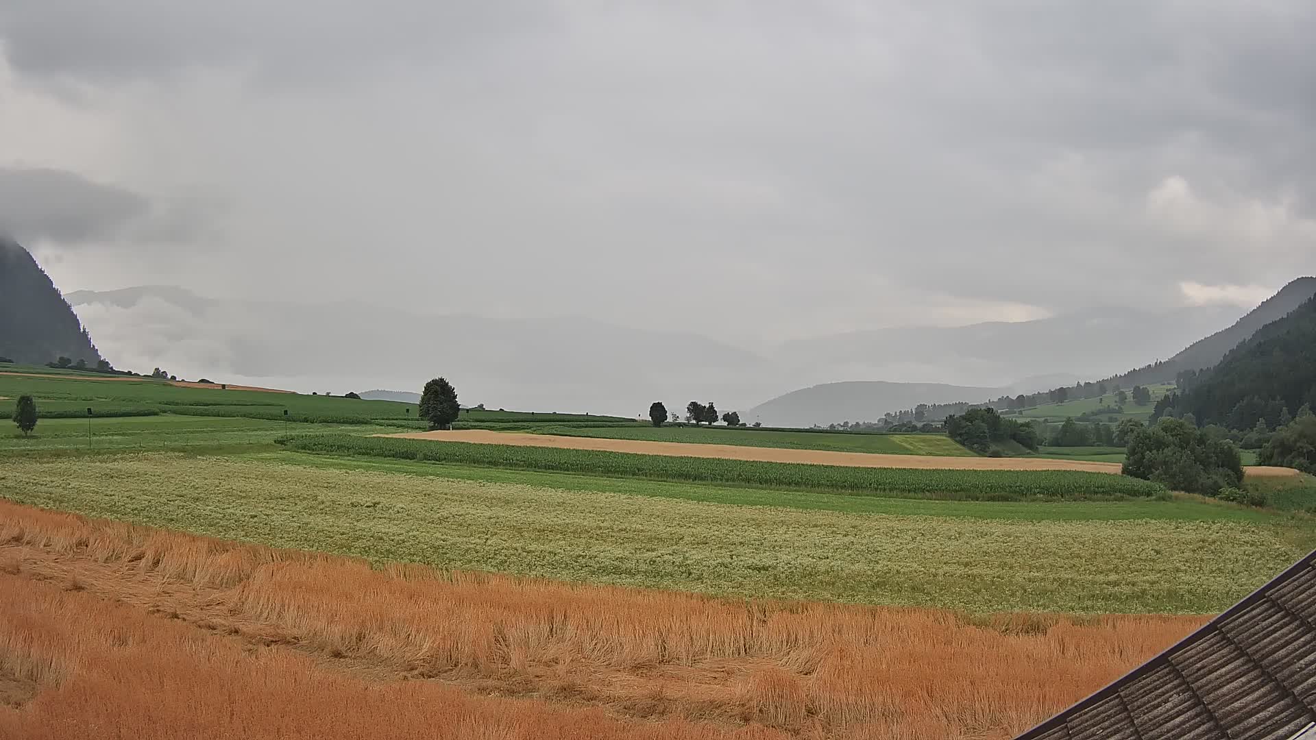 Gais | Vista desde la finca Winklerhof hacia Plan de Corones y los Dolomitas
