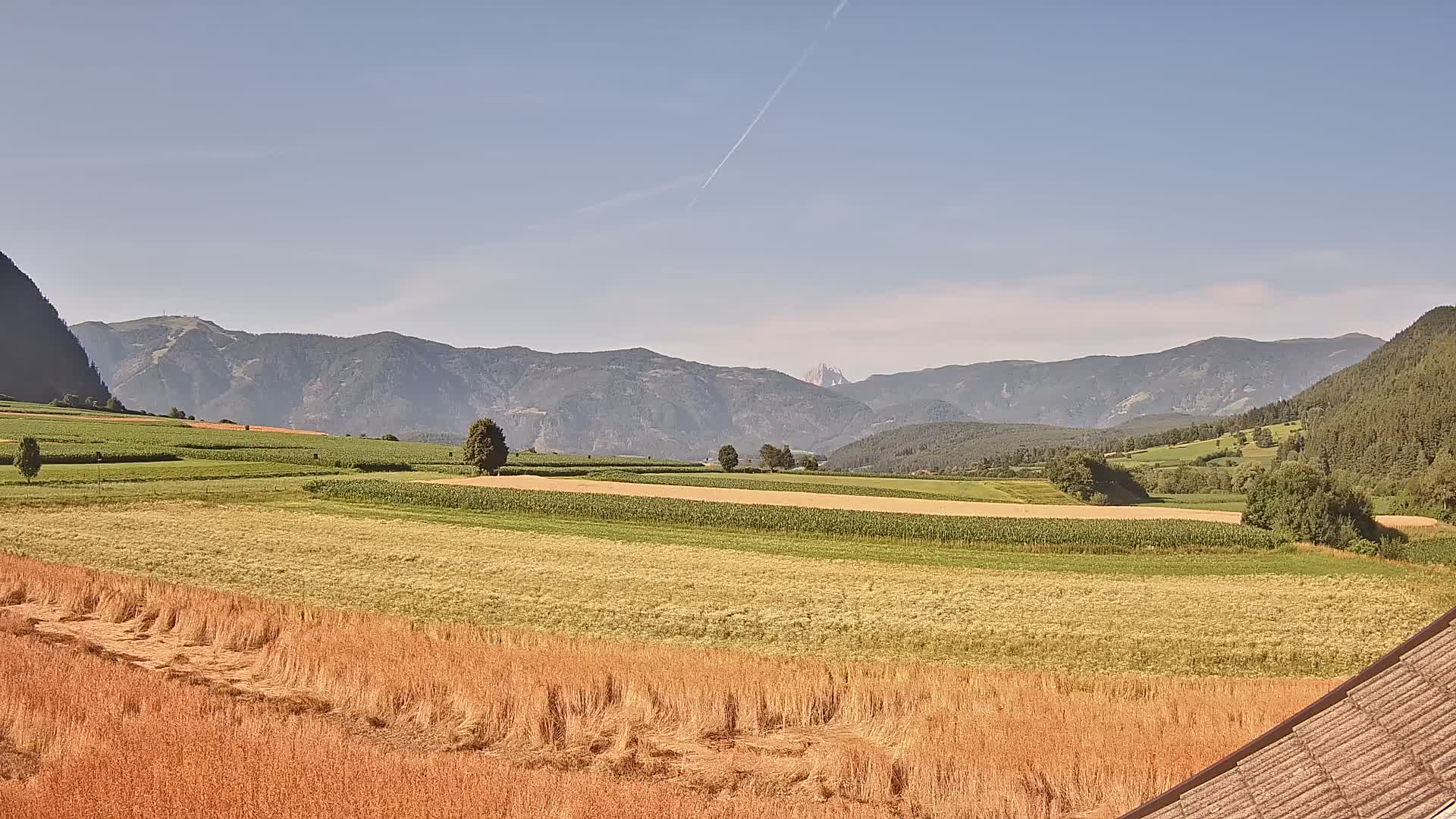 Gais | Vista desde la finca Winklerhof hacia Plan de Corones y los Dolomitas
