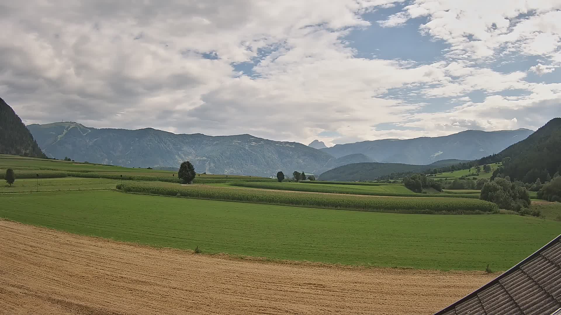 Gais | View from Vintage Farm Winklerhof to Kronplatz and Dolomites