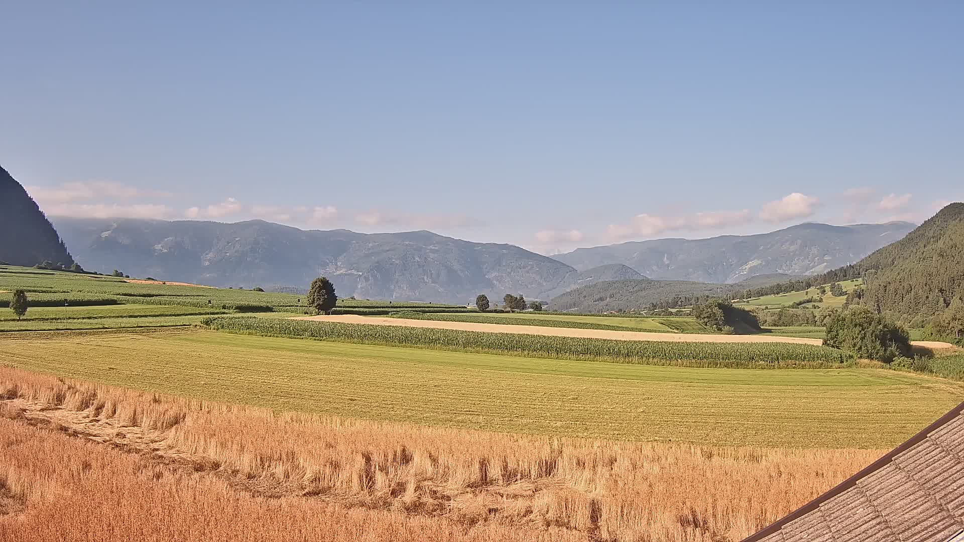 Gais | Vista desde la finca Winklerhof hacia Plan de Corones y los Dolomitas