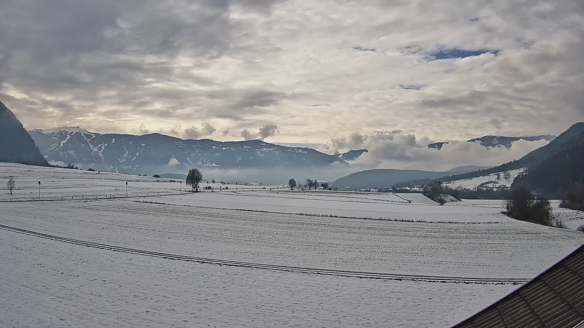 Gais | Pogled iz pansiona Winklerhof prema Kronplatzu i Dolomitim