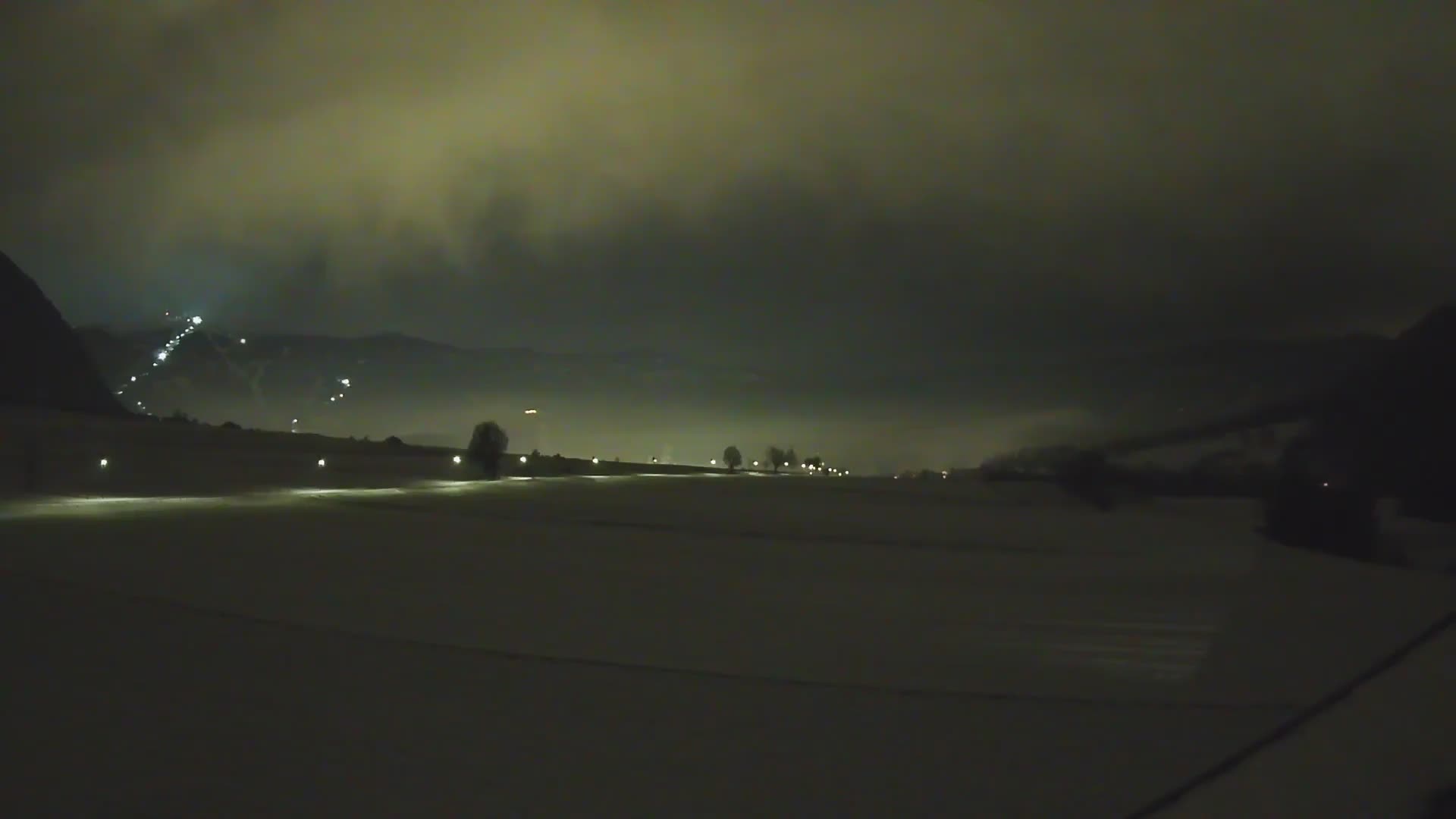 Gais | Vista dall’agriturismo Winklerhof verso Plan de Corones e le Dolomiti