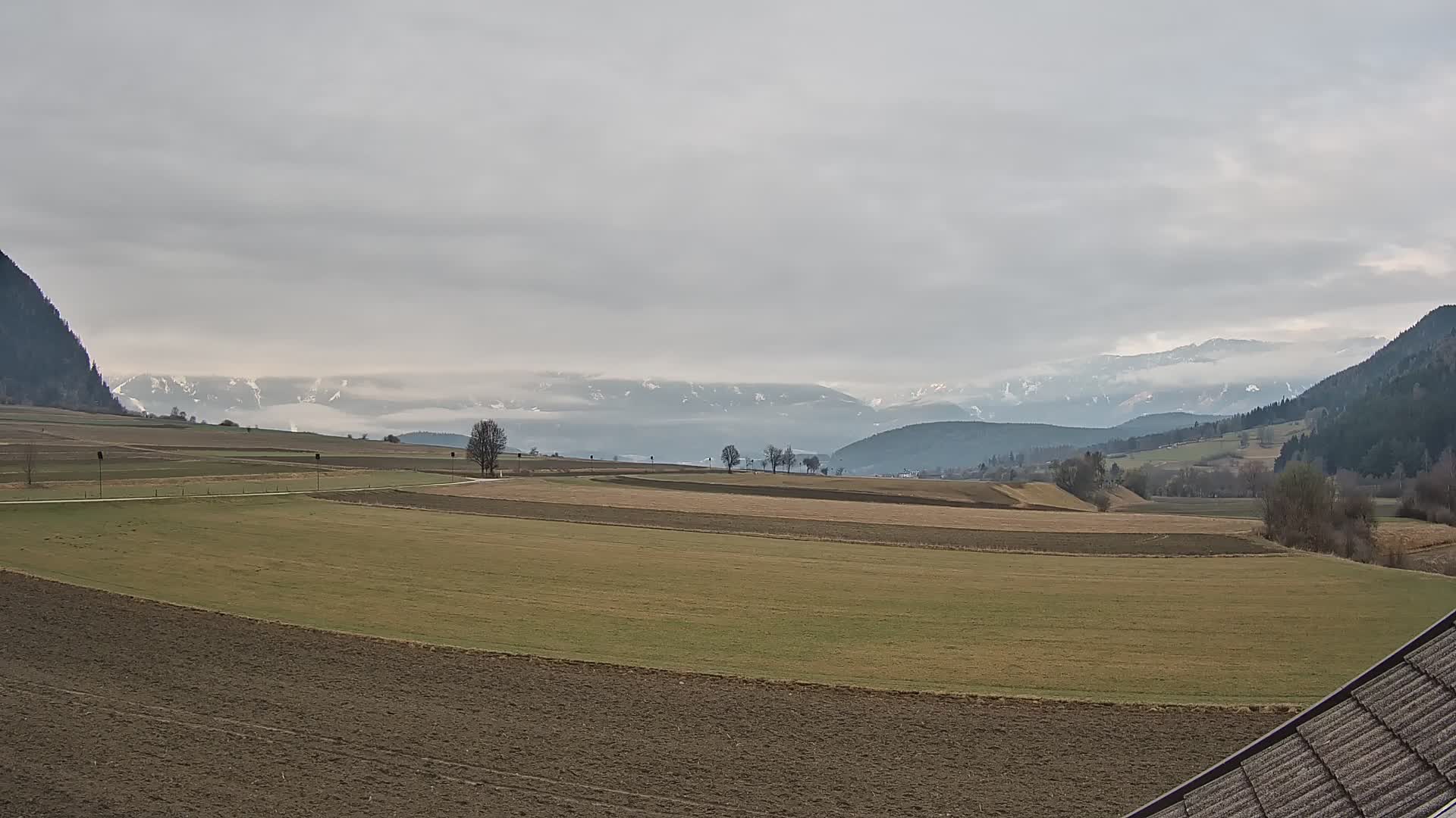 Gais | Blick vom Vintage Farm Winklerhof auf Kronplatz und Dolomiten