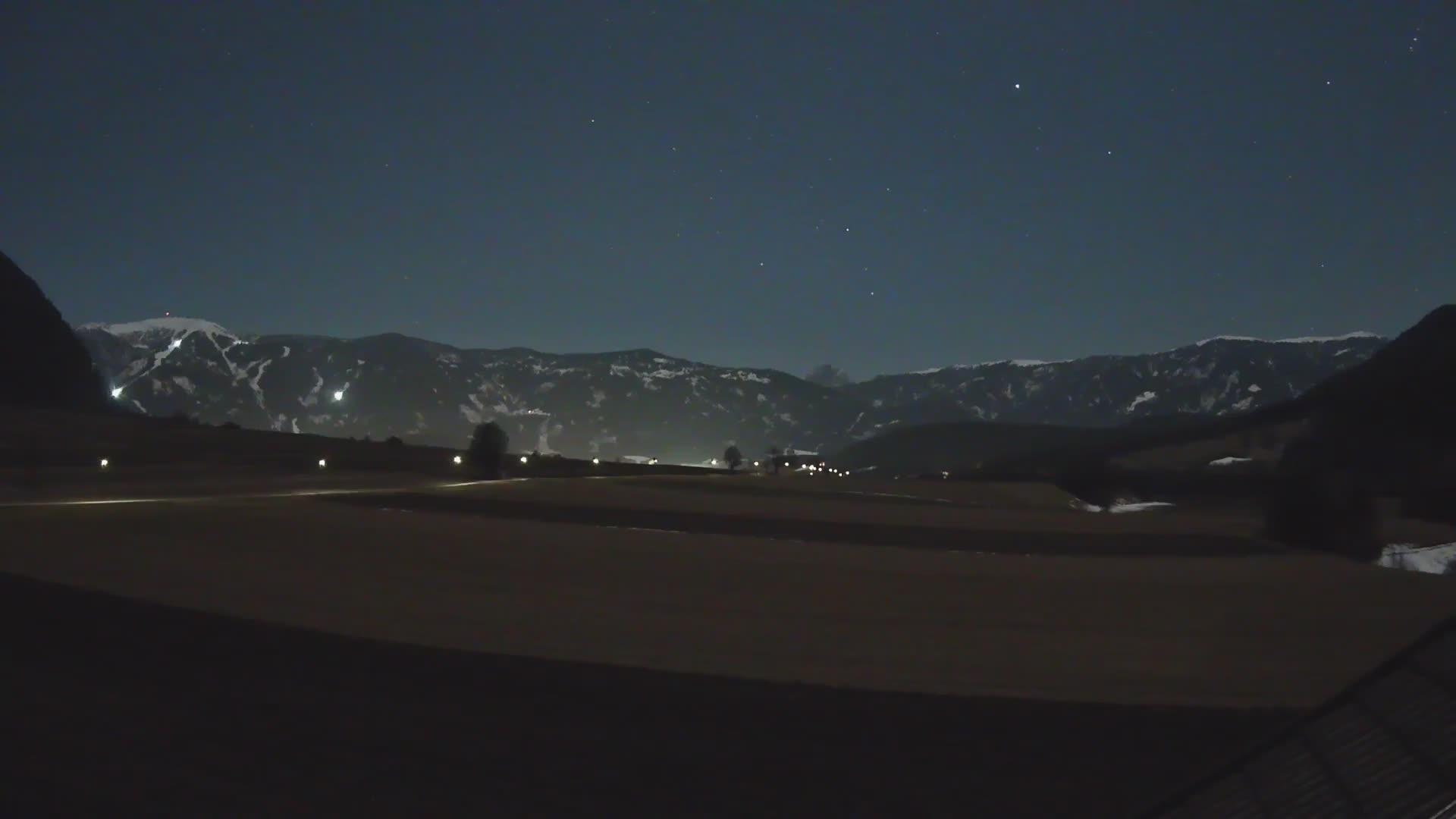 Gais | Pogled iz pansiona Winklerhof prema Kronplatzu i Dolomitim