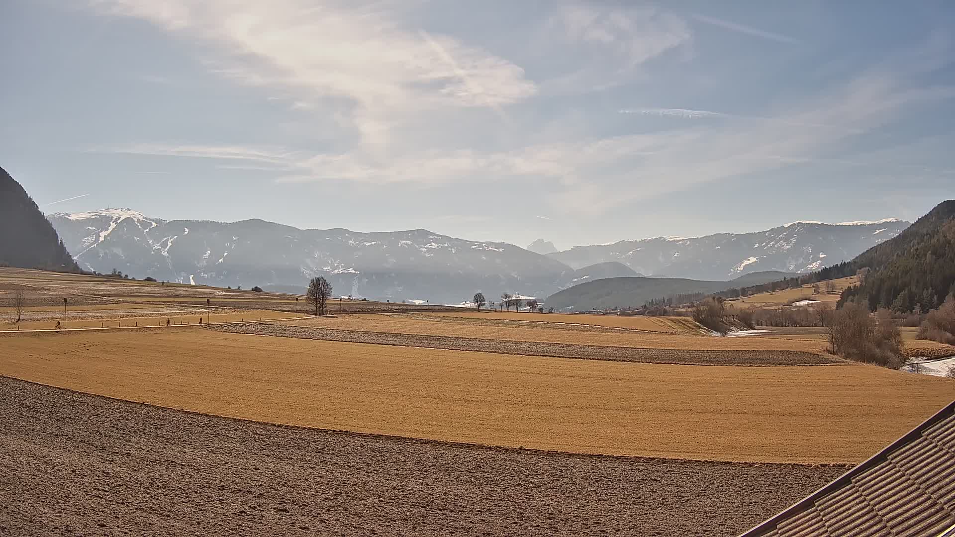 Gais | Blick vom Vintage Farm Winklerhof auf Kronplatz und Dolomiten